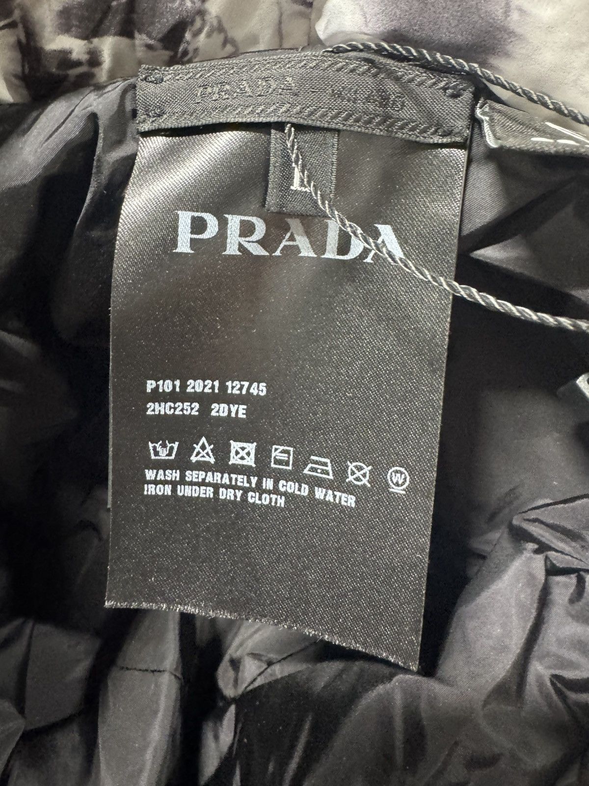 Prada Prada Printed Bucket Hat NEW 900$ Size ONE SIZE - 4 Thumbnail