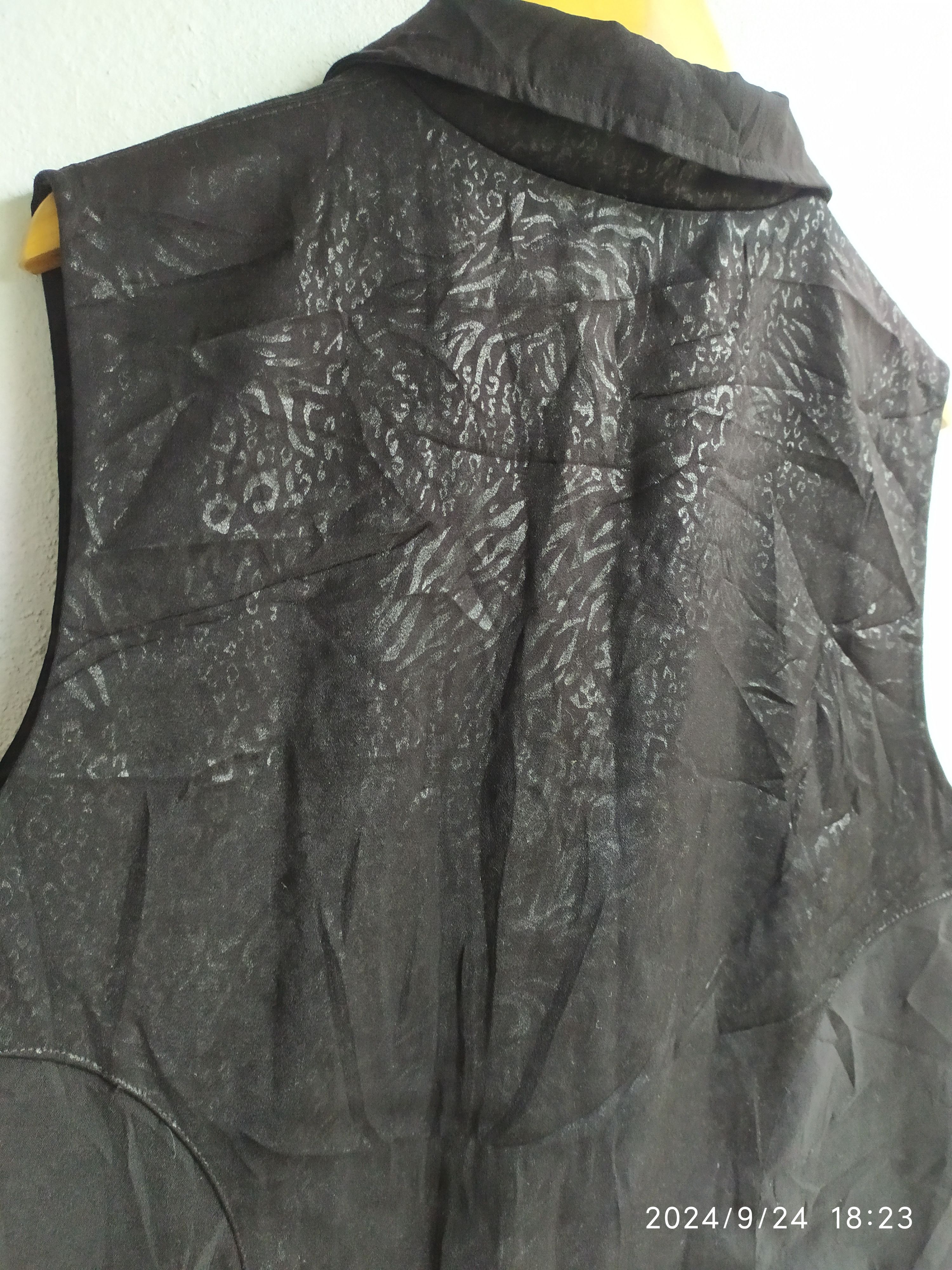 20471120 × If Six Was Nine × Japanese Brand Rose Fashion black Vest jacket Size US L / EU 52-54 / 3 - 3 Thumbnail