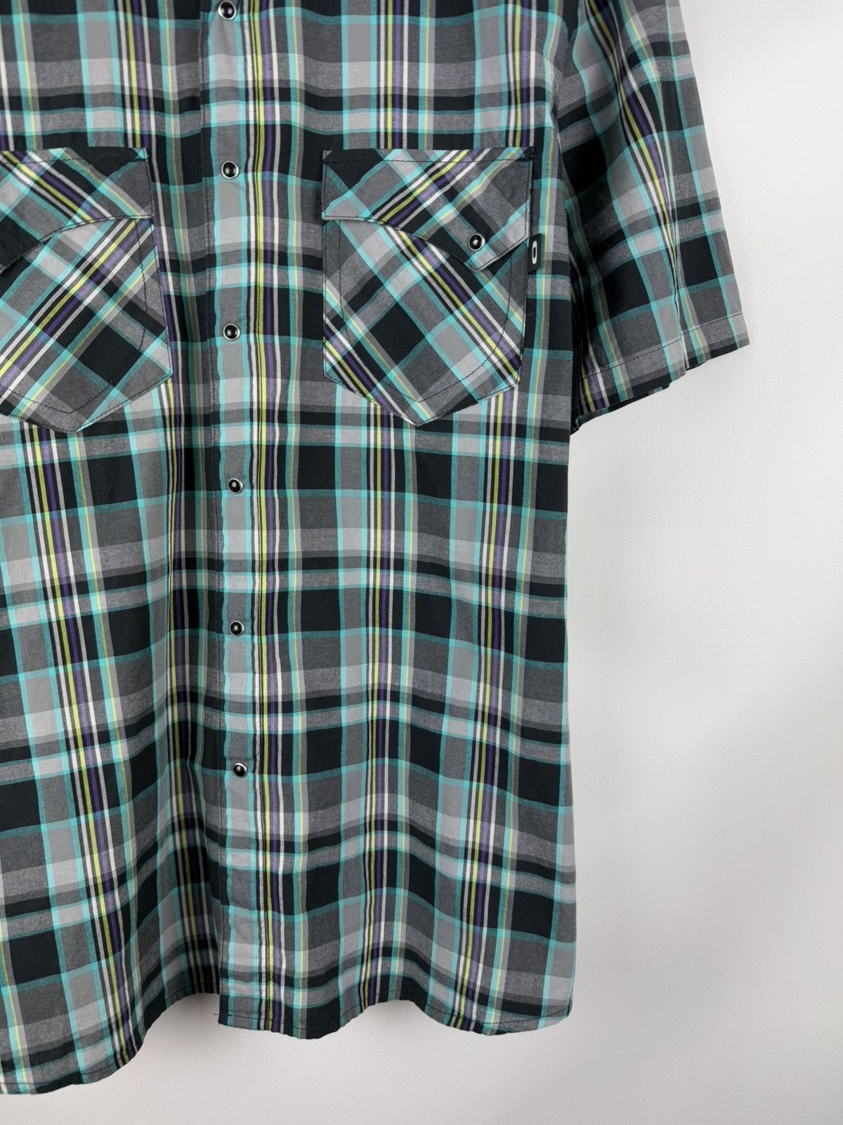 Oakley Oakley Short Sleeve Checked Western Outdoor Button Up Shirt Size US XL / EU 56 / 4 - 6 Thumbnail