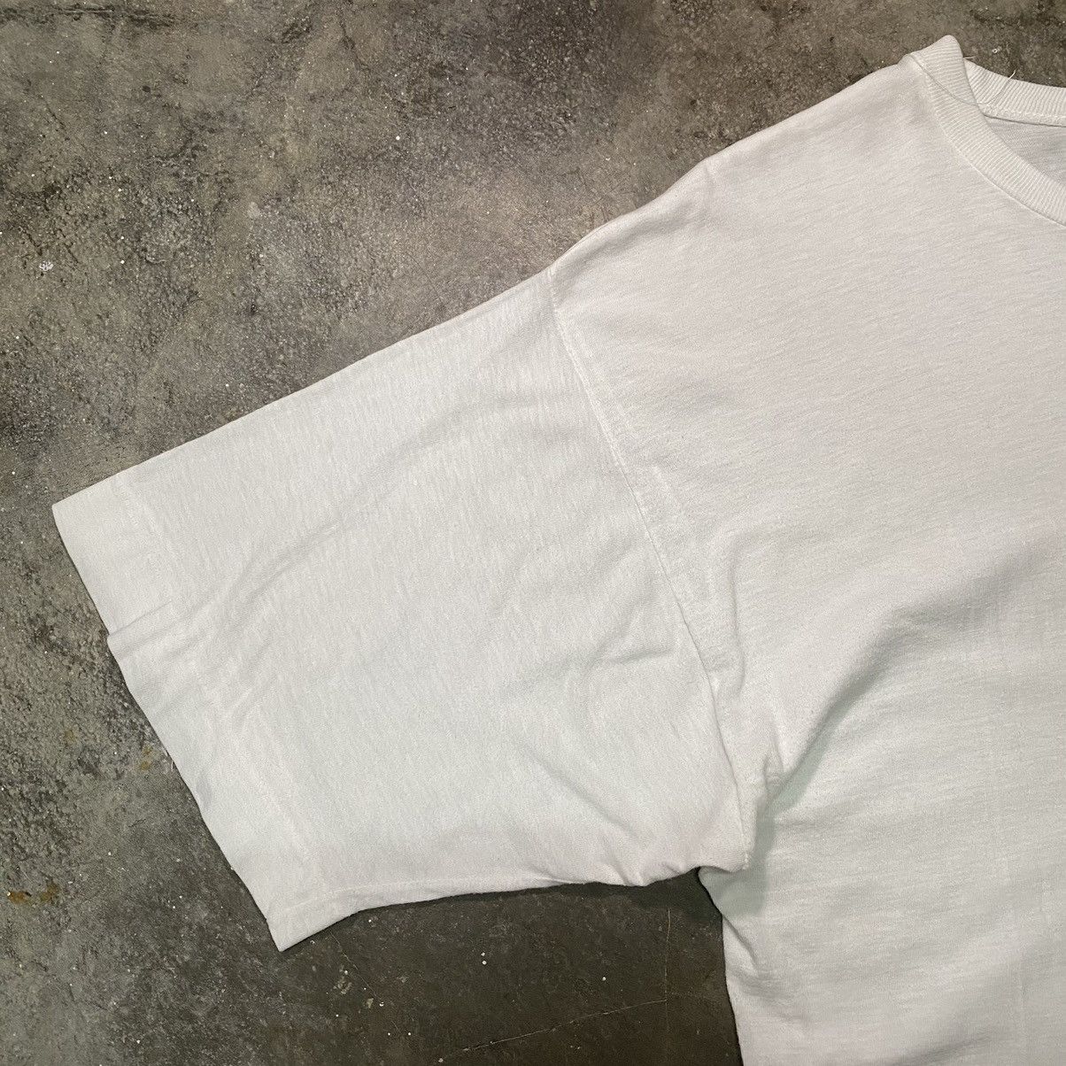 Ferrari × Vintage Vintage 90s Ferrari OG Logo T Shirt Made in Italy Size US M / EU 48-50 / 2 - 5 Thumbnail