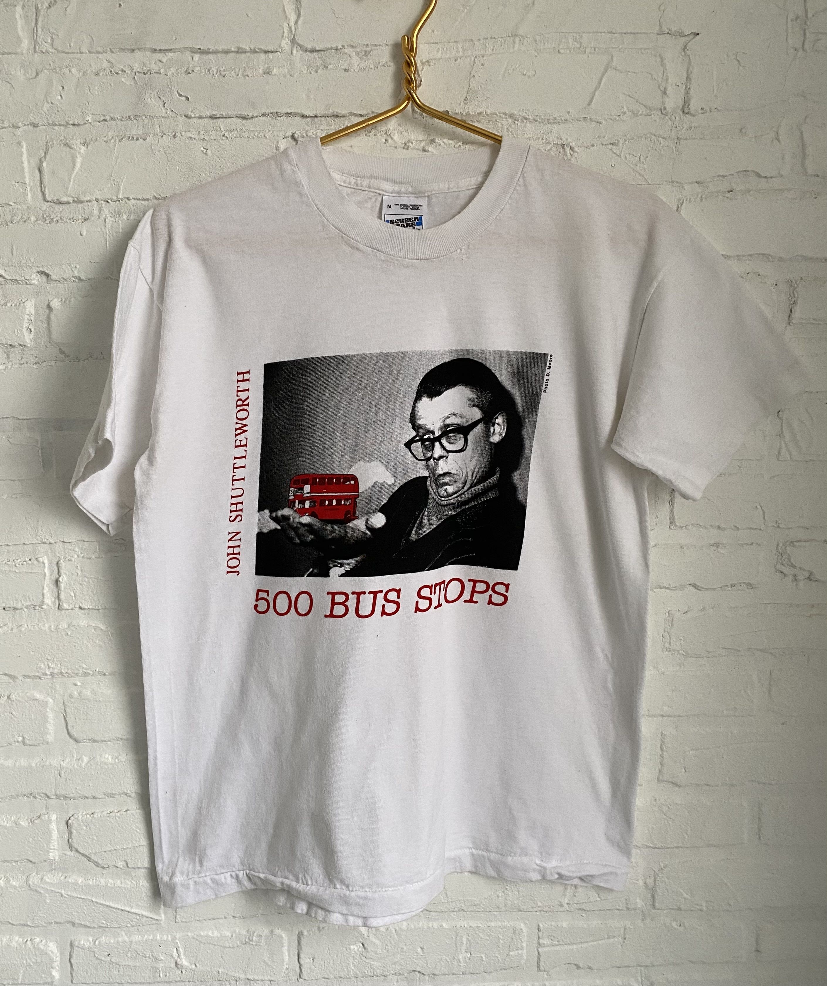 Vintage Vintage 90s 500 bus stops movie John Shuttleworth t-shirt Size US M / EU 48-50 / 2 - 1 Thumbnail