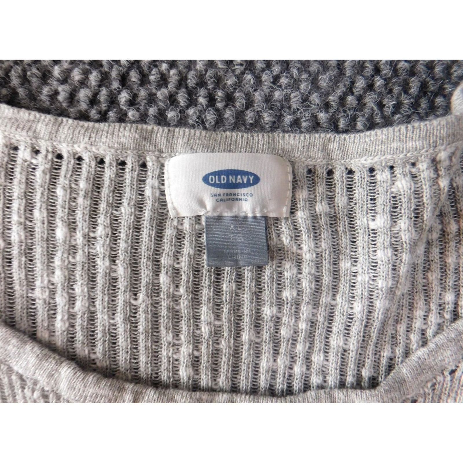 Old Navy Old Navy Womens Blouse XL Gray Pullover Short Sleeve Round Neck Stretch Casual Regular Button Classic/Fitted Sleeve Acrylic Cotton Fabric Down Size XL / US 12-14 / IT 48-50 - 4 Thumbnail