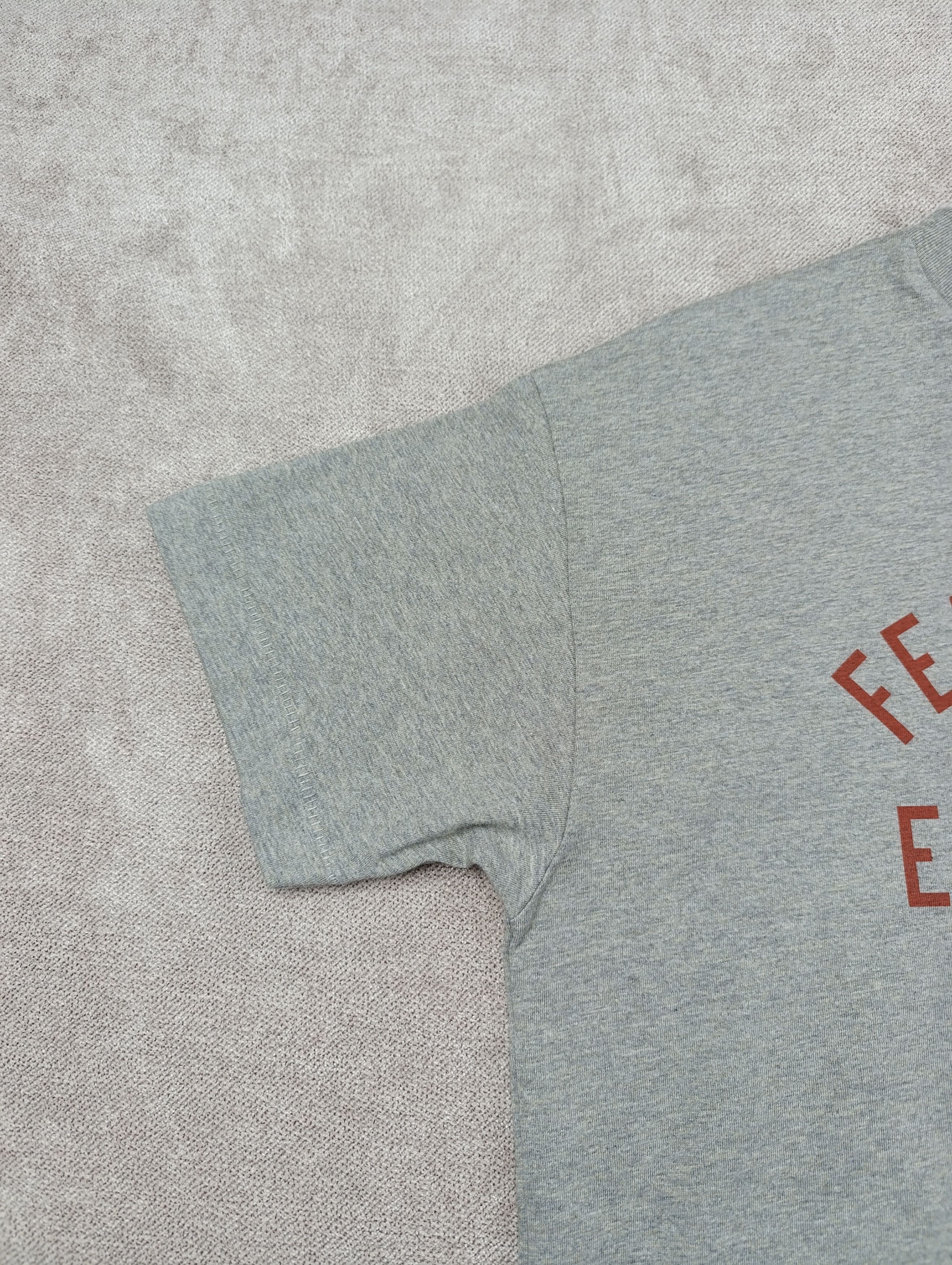 Fear of God Auth. FEAR OF GOD ESSENTIALS Tri-Blend Crewneck Womens Tee Size L / US 10 / IT 46 - 4 Thumbnail