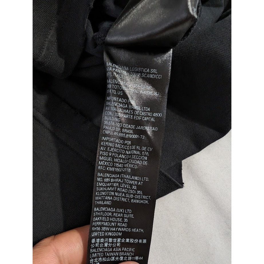 Balenciaga o1rshd1 L/S Double Front T-Shirt in Black Size US S / EU 44-46 / 1 - 20 Thumbnail