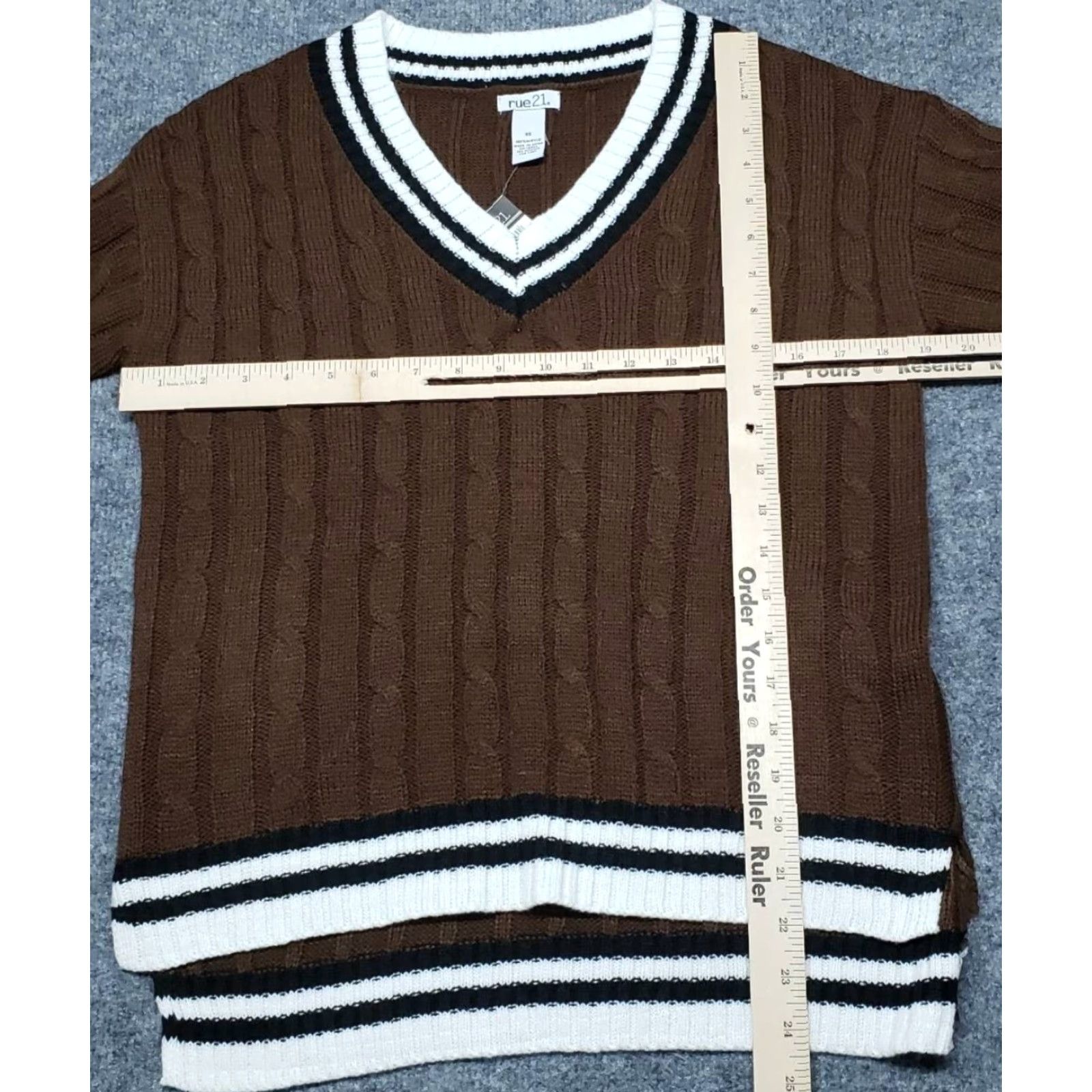 Vintage Rue21 Sweater Womens XS Brown Striped Long Sleeve V-Neck Cable Knit Pullover New Size XS / US 0-2 / IT 36-38 - 7 Thumbnail