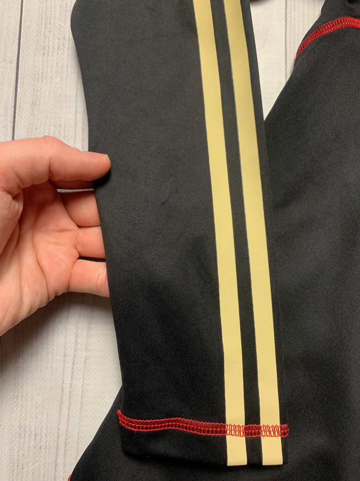Adidas × Vintage Vintage adidas AC Milan soccer sweatshirt size XXS Size US XS / EU 42 / 0 - 7 Thumbnail