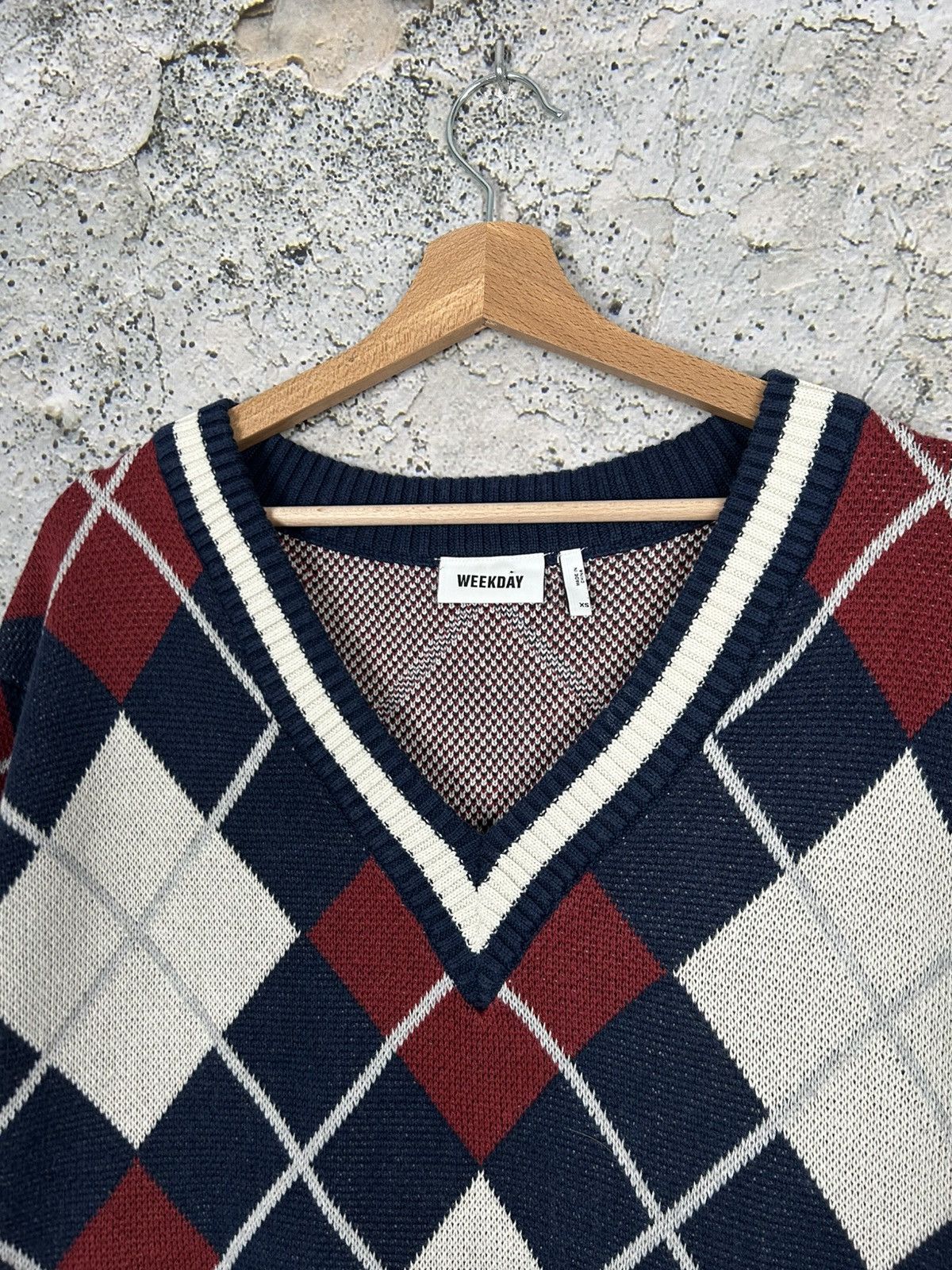 Weekday Weekday North V Neck Sweater Knit Streetwear Elegant Hype Size US XS / EU 42 / 0 - 3 Thumbnail