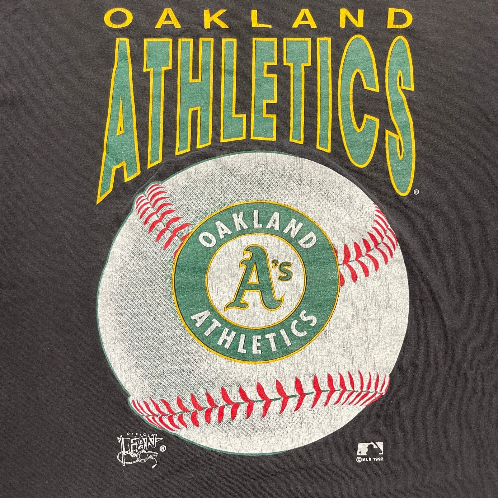 Vintage Vintage 1992 Oakland Athletics MLB Baseball Tee T Shirt XL Size US XL / EU 56 / 4 - 2 Thumbnail