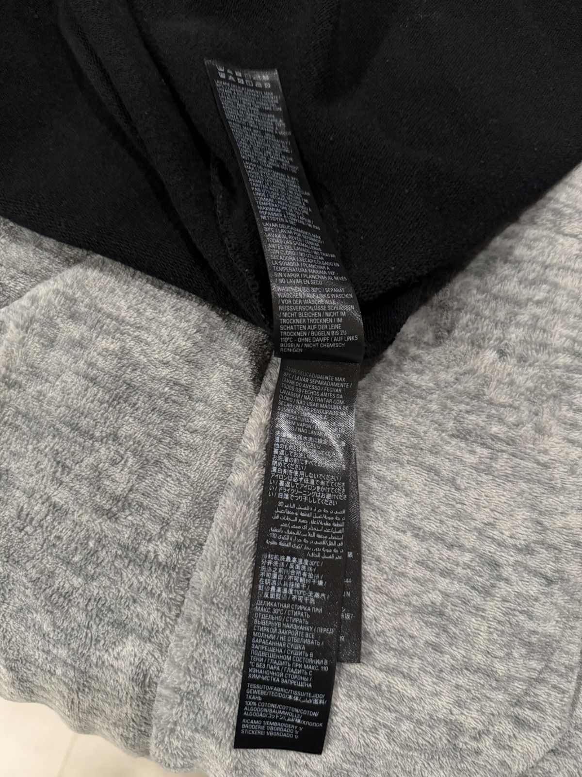 Balenciaga Balenciaga Graffiti Skater Zip-Up Size US M / EU 48-50 / 2 - 7 Thumbnail