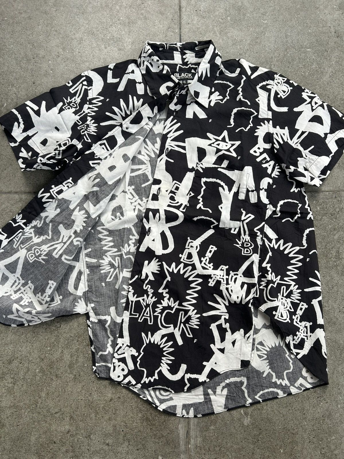 Comme des Garcons Black Comme Des Garcons Black AD2015 AOP Asymmetrical Shirt Size S / US 4 / IT 40 - 2 Thumbnail