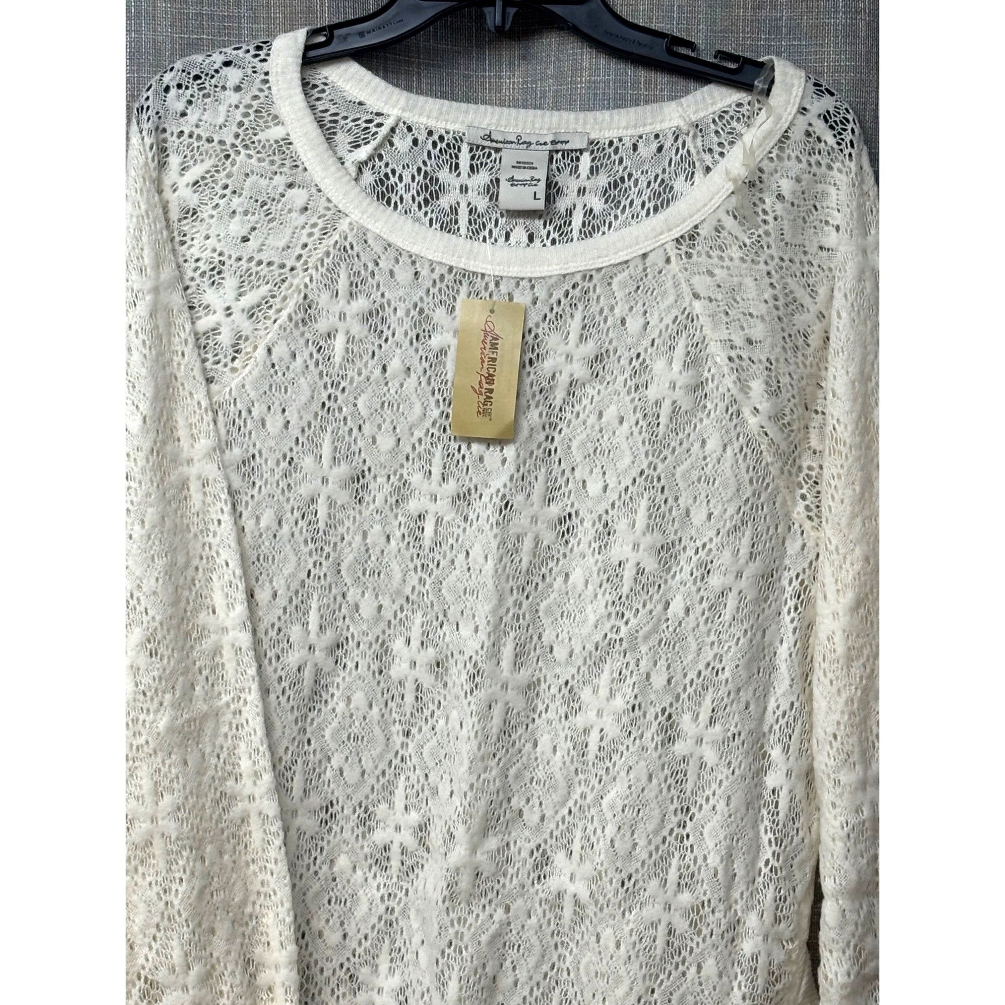 Other American Rag Junior’s Lace Knit Ruffle Hemline Trim Sweater Size L / US 10 / IT 46 - 3 Thumbnail
