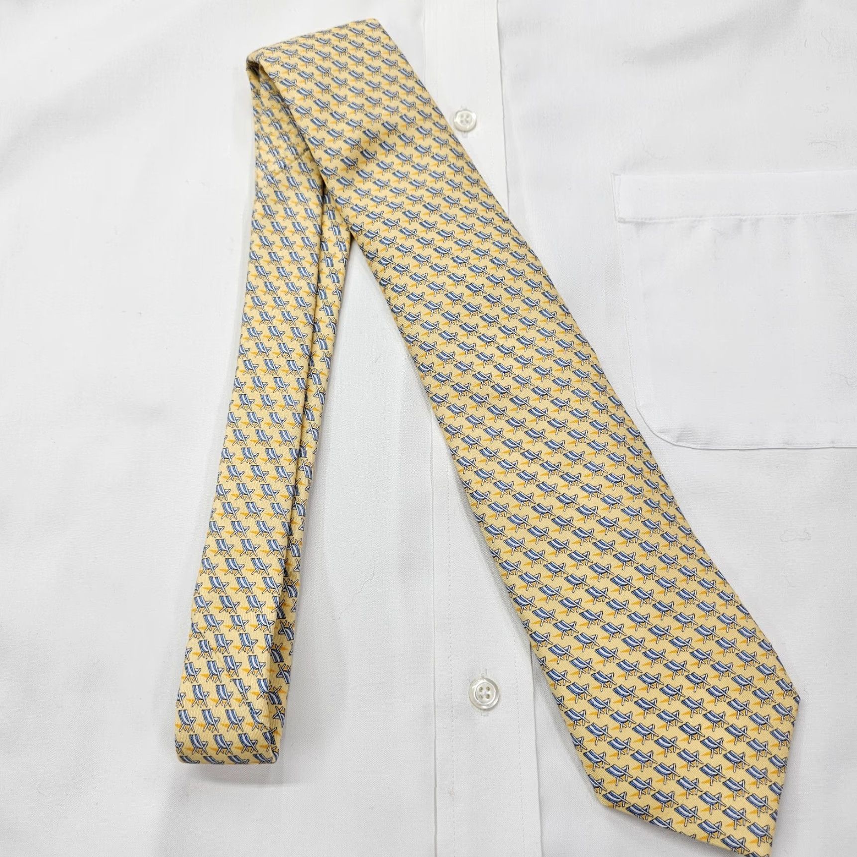 Vineyard Vines Vineyard Vines Necktie Men's Yellow Blue Beach Chairs Handmade Silk USA Tie Size ONE SIZE - 3 Thumbnail