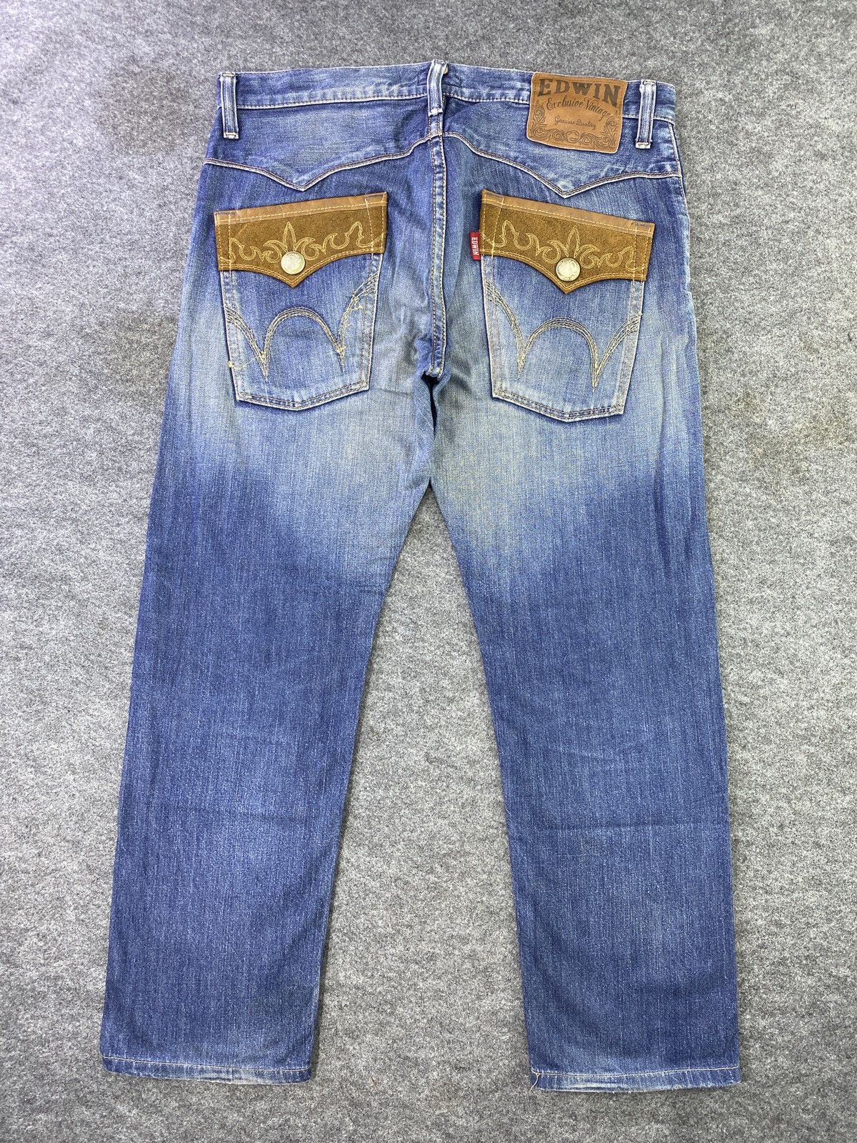 Edwin Edwin Exclusive Vintage Distress Blue Wash Denim - J867 Size US 38 / EU 54 - 3 Thumbnail