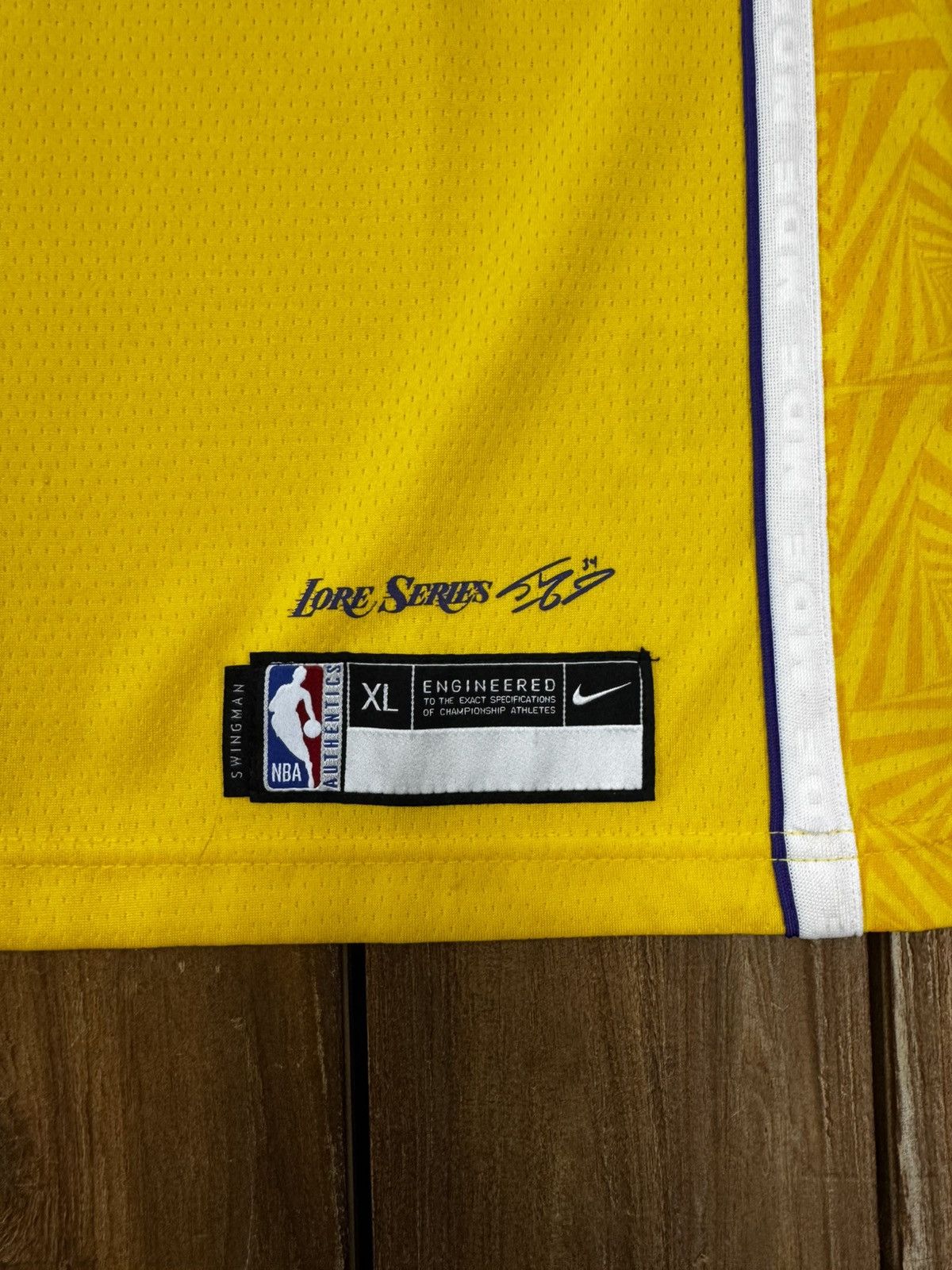 Nike Anthony Davis Los Angeles Lakers NBA Nike Swingman Jersey Size US XL / EU 56 / 4 - 2 Thumbnail