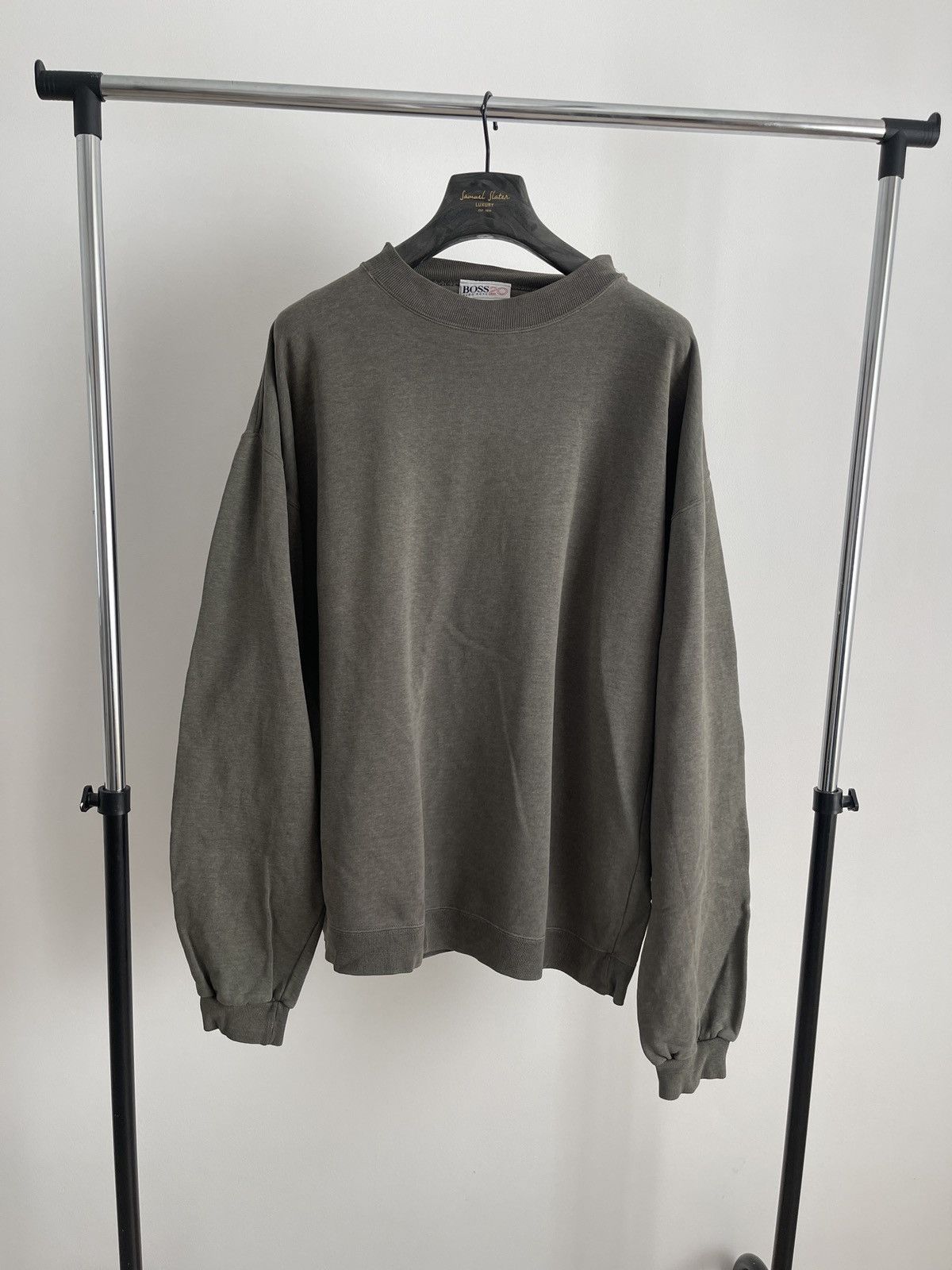 Hugo Boss Vintage rare 80s Hugo boss sweatshirt sweater grey Size US XL / EU 56 / 4 - 1 Thumbnail