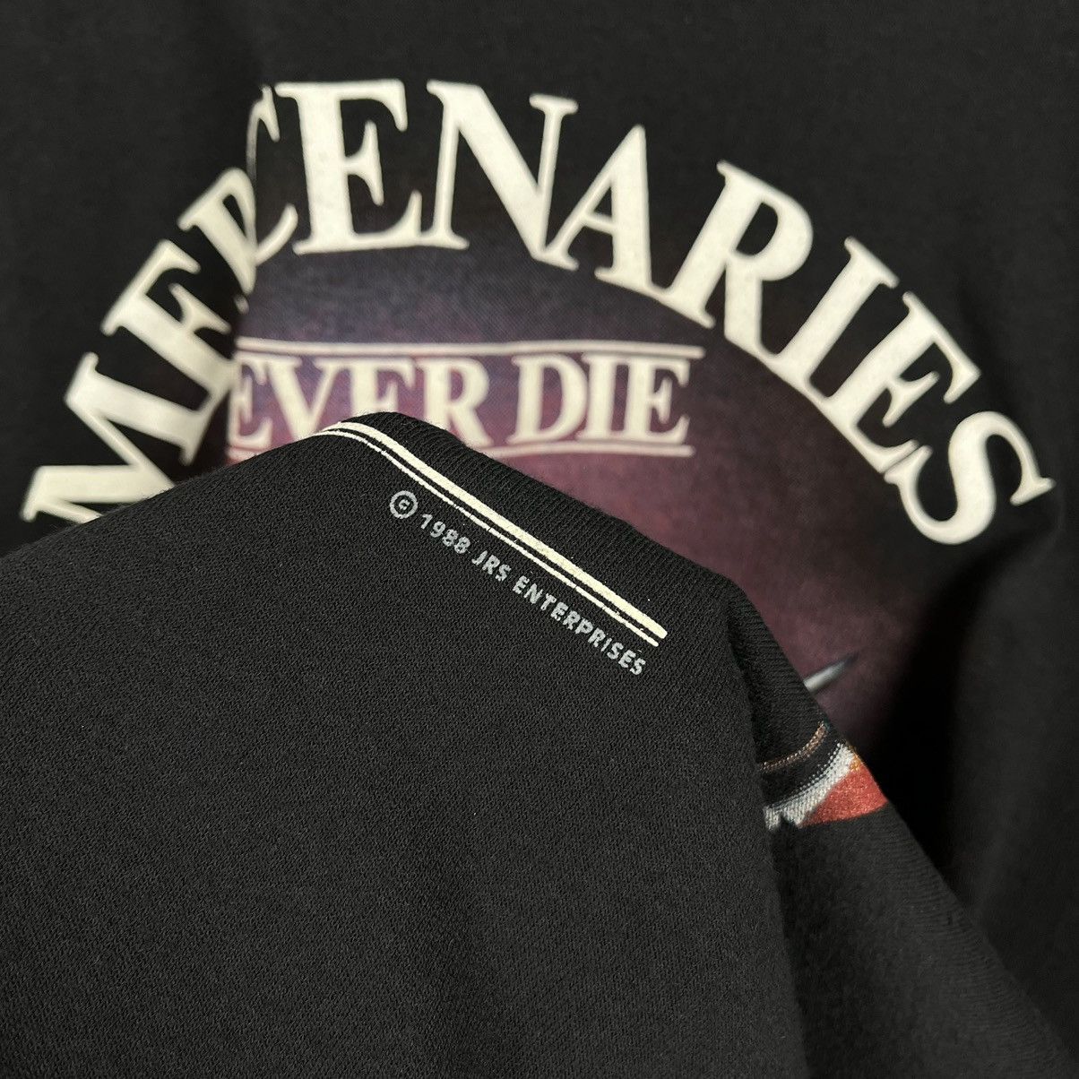 Vintage Vintage “Mercenaries Never Die” Military T Shirt 1988 Size US XL / EU 56 / 4 - 11 Thumbnail