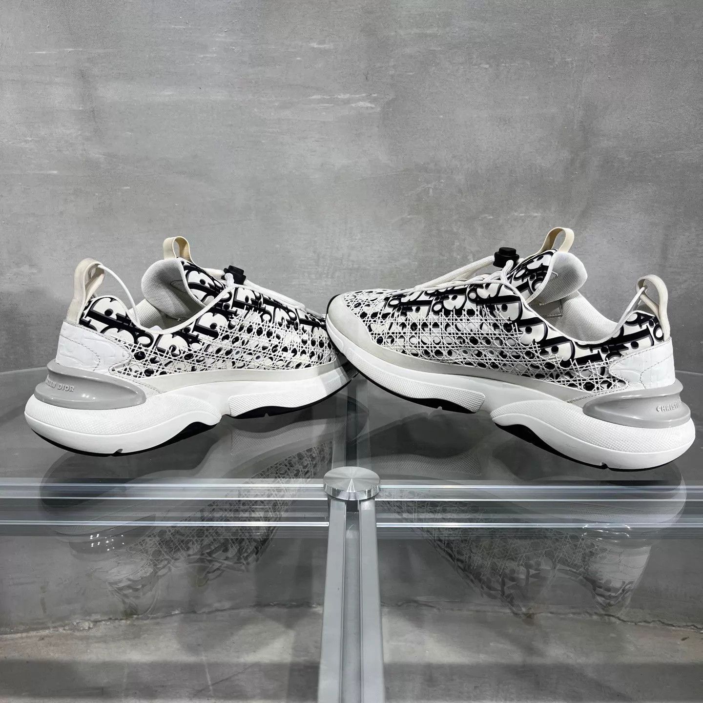 Dior DIOR B24 Black White Allover Kicks 42 YH21895 Size US 9 / EU 42 - 5 Thumbnail
