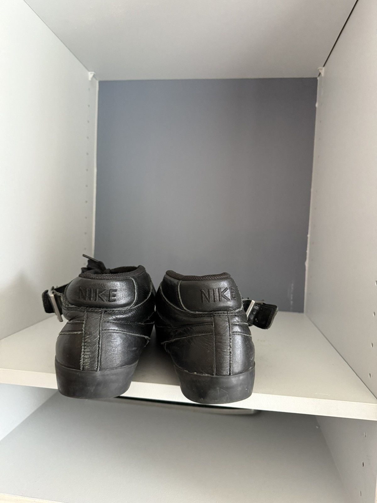 Nike Nike Blazer Mid Belted Black 2010 Size US 9.5 / EU 42-43 - 2 Thumbnail