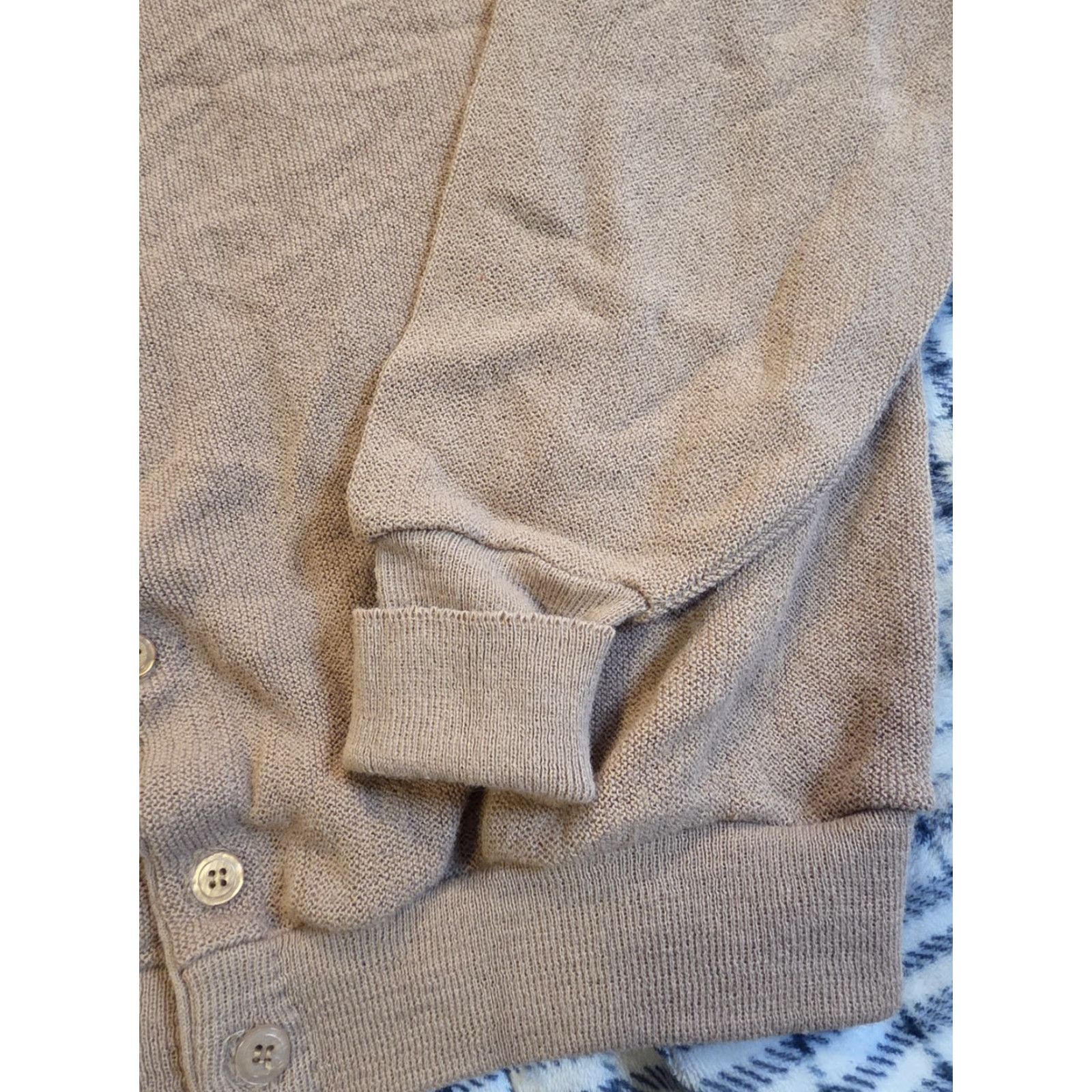 Jantzen VINTAGE Jantzen Cardigan Sweater Mens XL Beige Spun Pak Orlon Acrylic V-Neck Button Knit Long Sleeve Size US XL / EU 56 / 4 - 5 Thumbnail