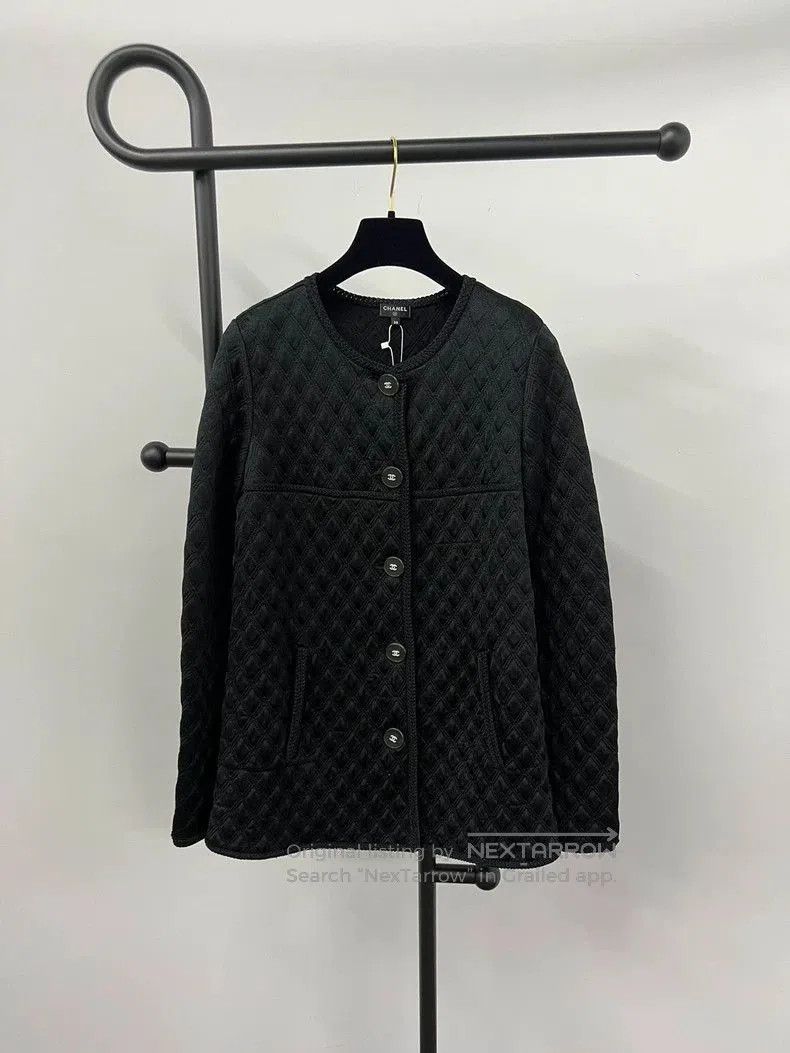 Chanel Chanel Metiers d'Art Black Quilted Coat. Size US M / EU 48-50 / 2 - 1 Thumbnail
