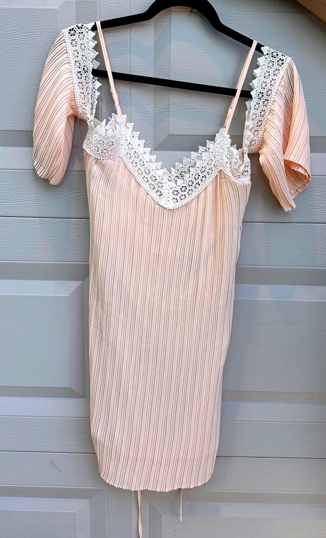 Designer Charming Romeo & Juliet Couture Dress with Lace Detail Size L / US 10 / IT 46 - 1 Thumbnail