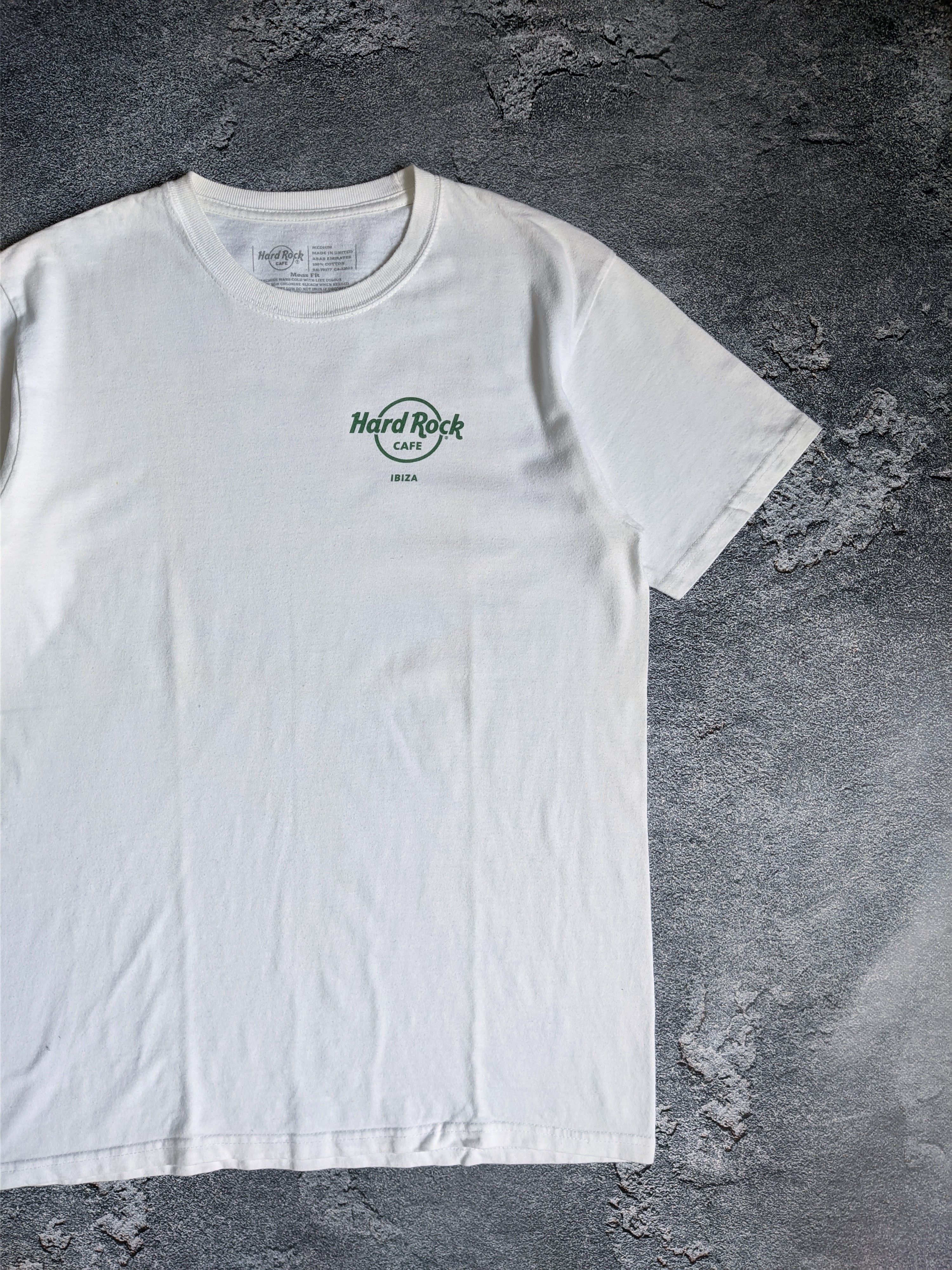 Hard Rock Cafe Hard Rock Cafe ibiza tshirt big logo y2k Size US M / EU 48-50 / 2 - 5 Thumbnail