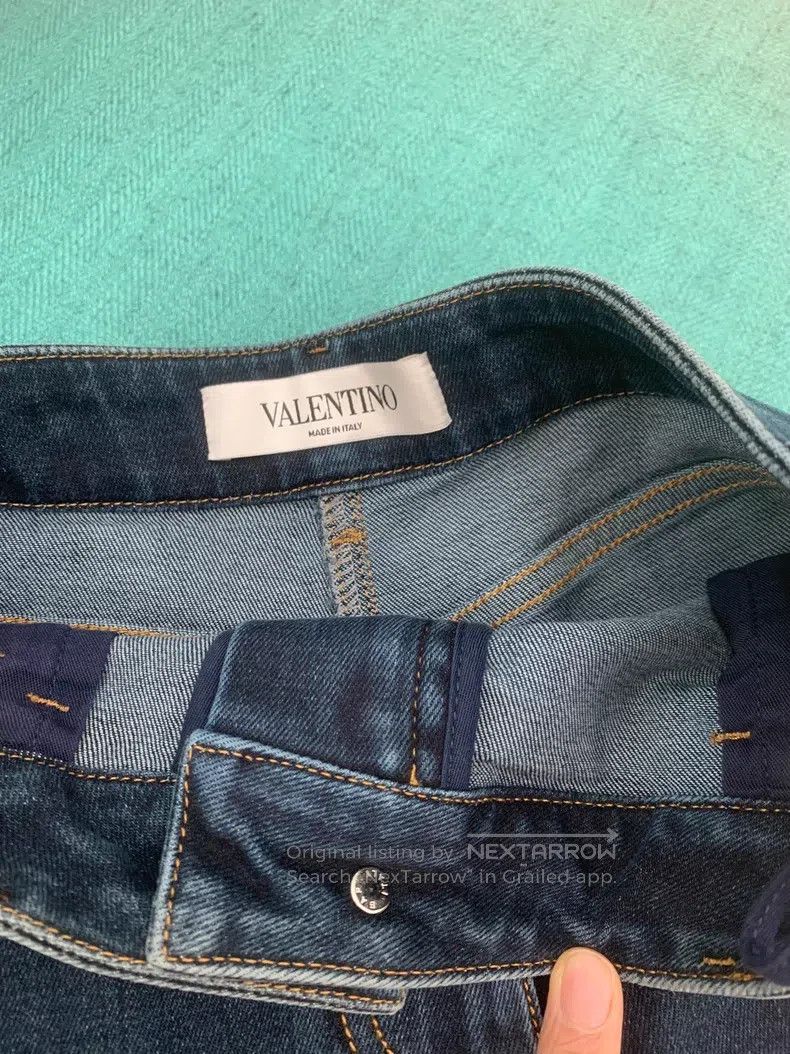 Valentino Valentino Denim shorts Size 26" / US 2 / IT 38 - 4 Thumbnail