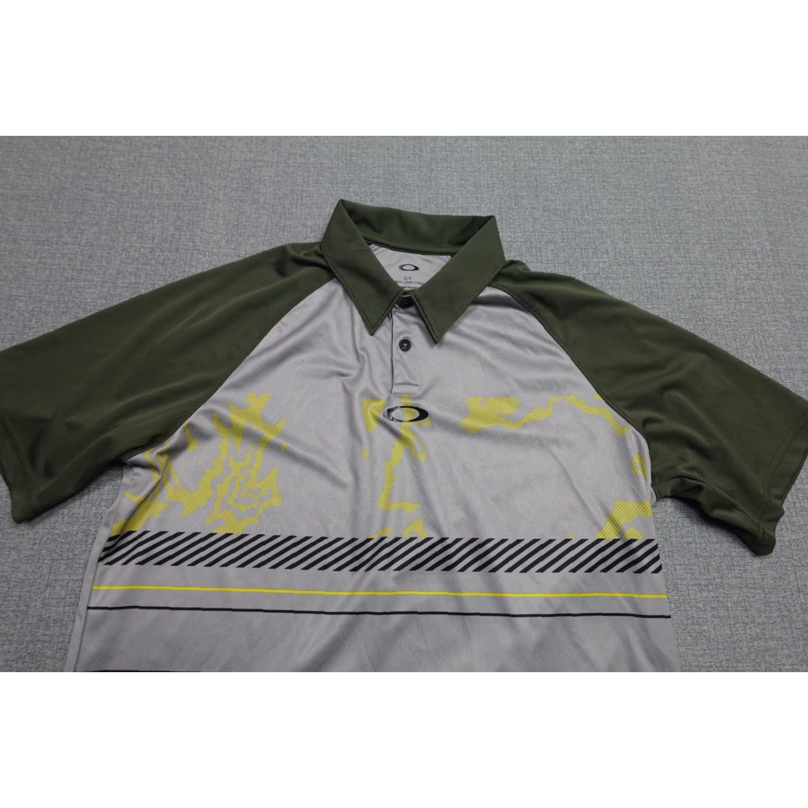 Oakley Oakley Polo Mens Small Gray Regular Fit Lightweight Stretch Golf Shirt Size US S / EU 44-46 / 1 - 3 Thumbnail