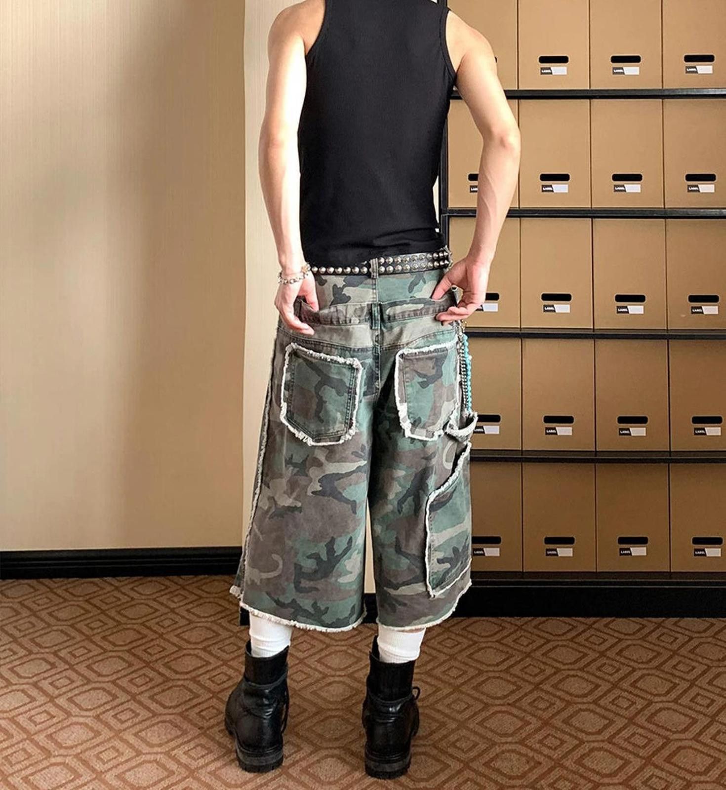Other Camo Denim Fake Two-Piece Destroyed Cargo Jorts Size US 32 / EU 48 - 4 Thumbnail