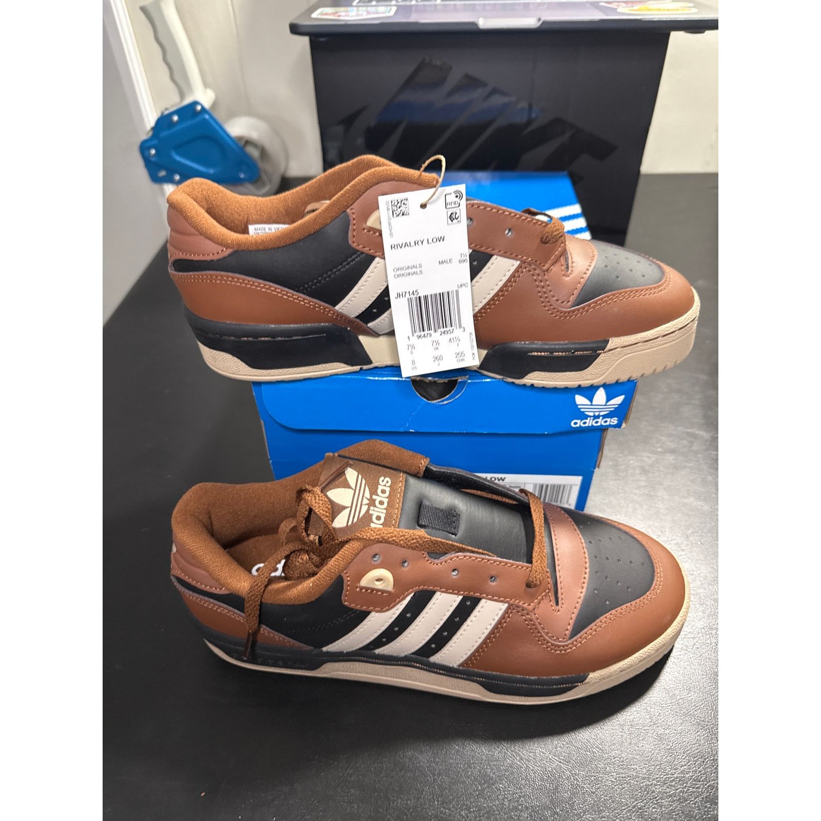 Adidas Adidas Mens Rivalry Low - JH7145 - Mens Size 8 (Rare) Size US 8 / EU 41 - 1 Thumbnail