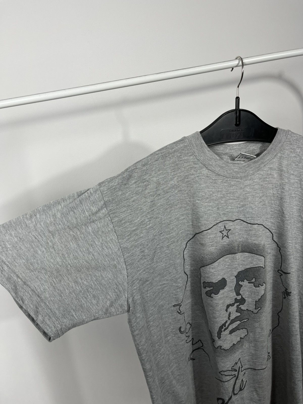 Other Vintage Che Guevara Graphic Gray T-Shirt 100% Cotton Cuba L Size US L / EU 52-54 / 3 - 8 Thumbnail