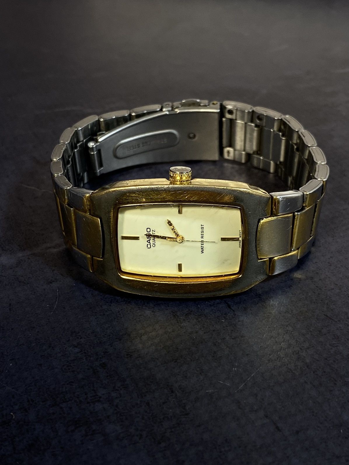 Casio Vintage Casio Quartz Watch Gold & Silver Tone Japanese Brand Size ONE SIZE - 4 Thumbnail