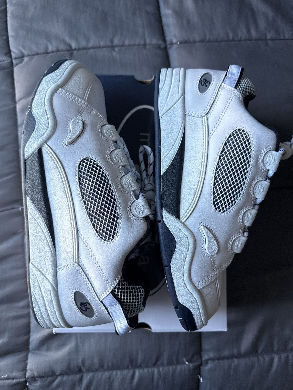 eS éS Muska “White & Navy” Size US 11.5 / EU 44-45 - 4 Thumbnail