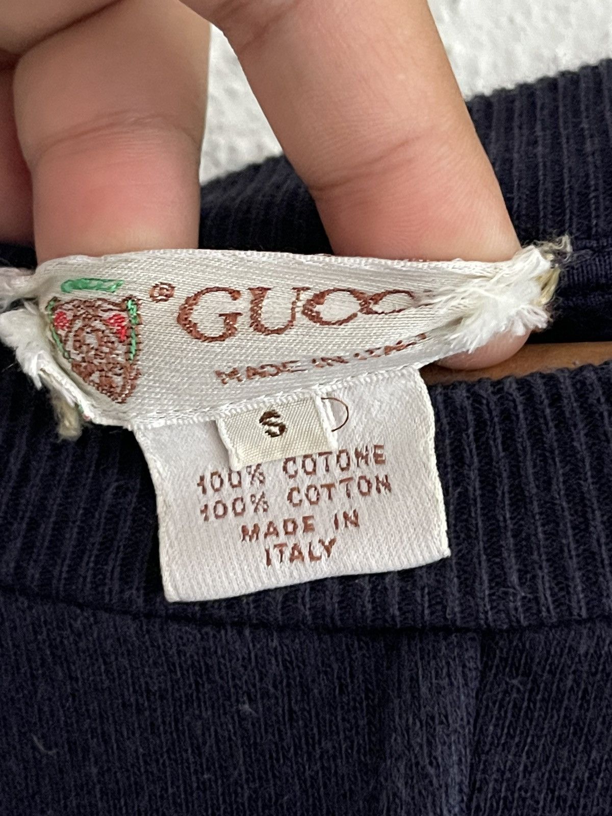 Gucci Vintage Gucci Embroidered Sweatshirt Made in Italy Size US S / EU 44-46 / 1 - 5 Thumbnail