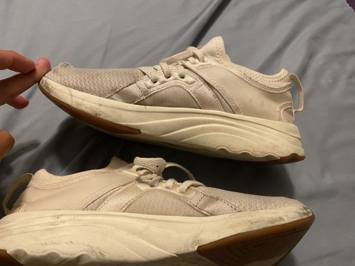 Puma Puma female shoe Size US 6 / IT 36 - 7 Thumbnail