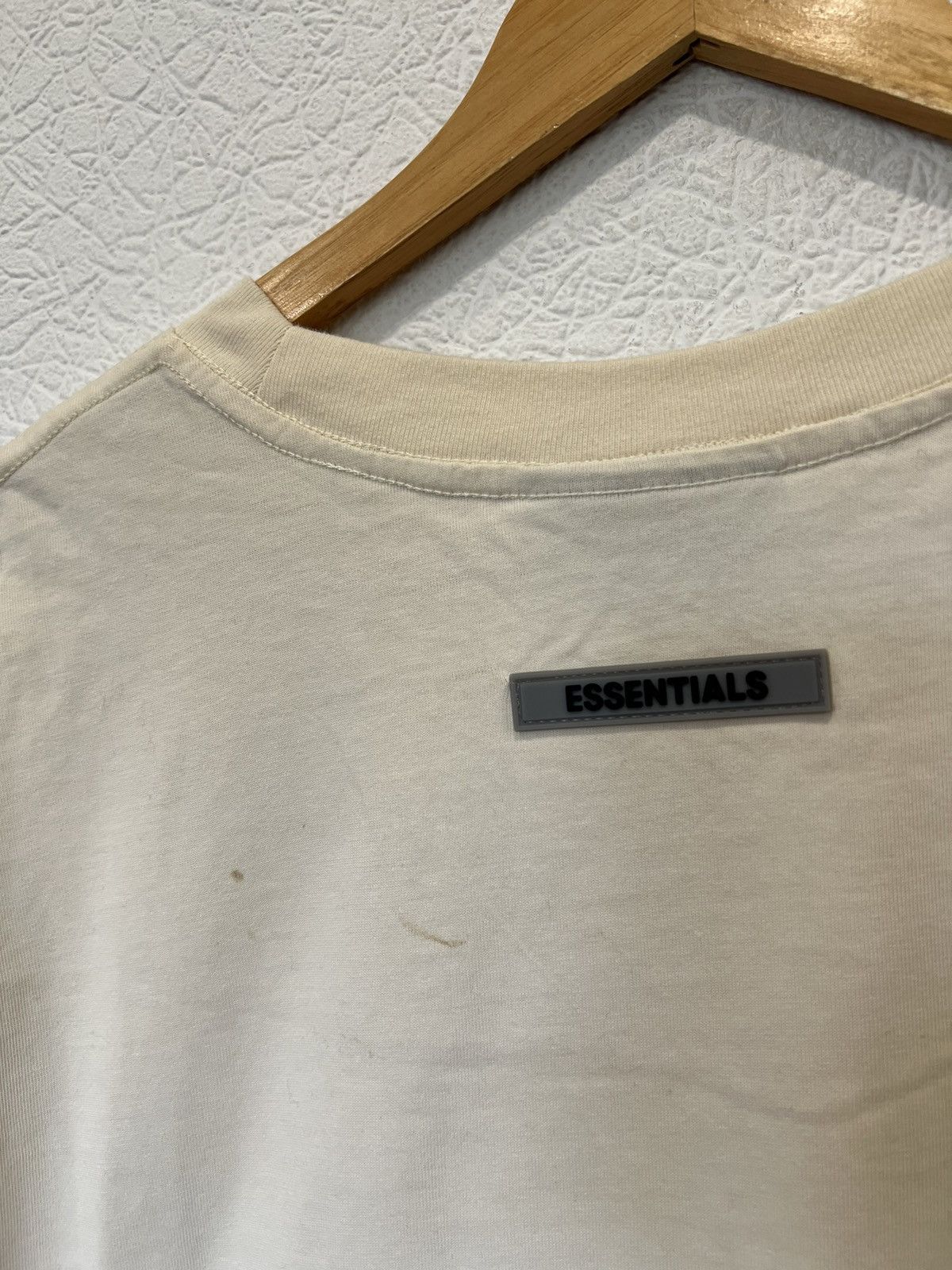 Fear of God Fear Of God Essentials Beige T Shirt Tee Size US S / EU 44-46 / 1 - 7 Thumbnail