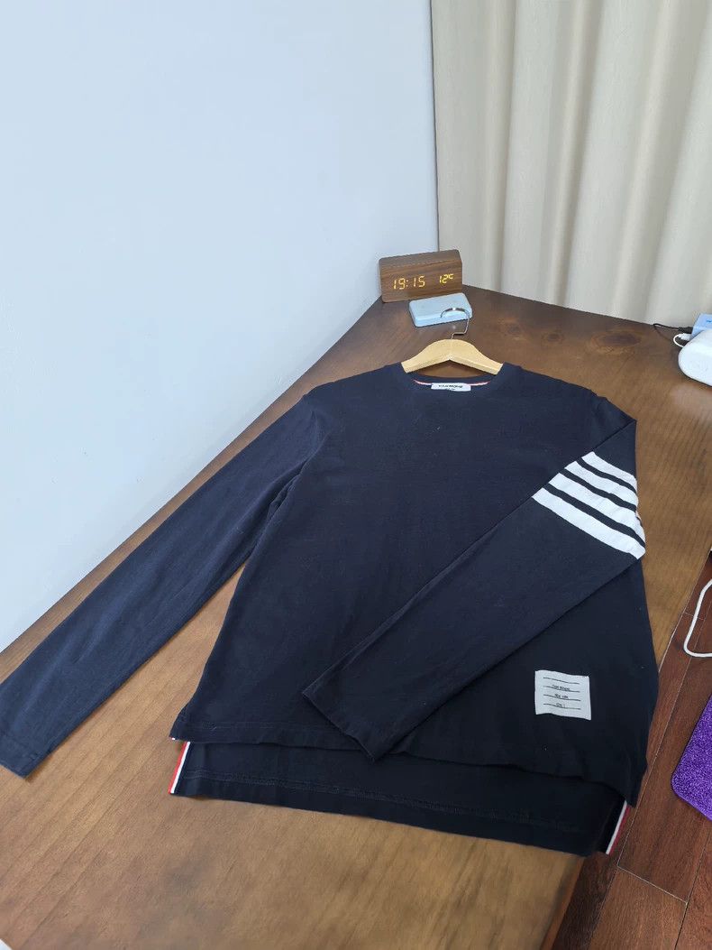Thom Browne thom browne Classic long sleeves 2503-Nextarrow Size US M / EU 48-50 / 2 - 1 Thumbnail