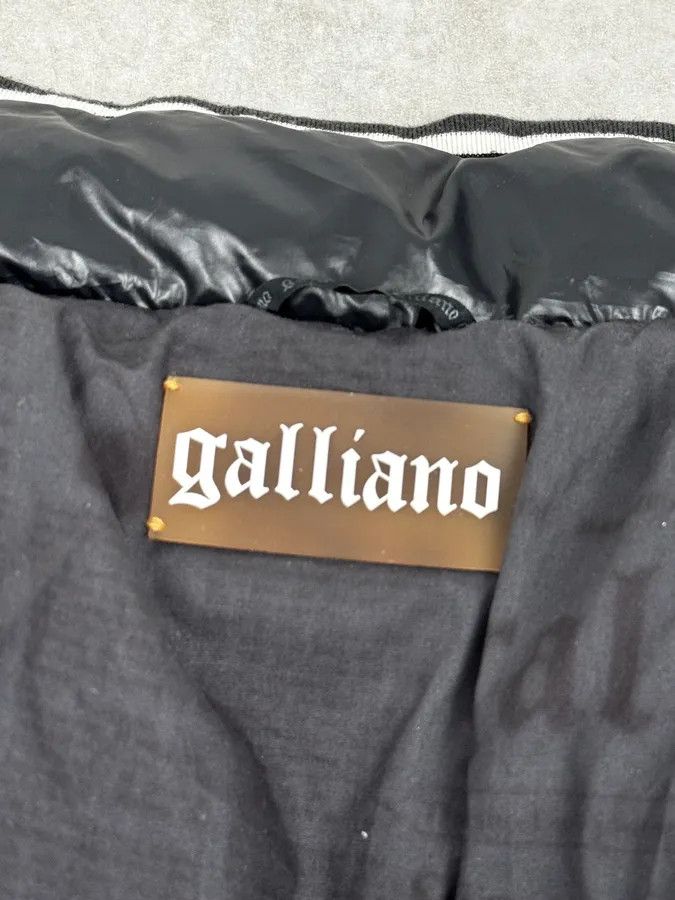 John Galliano 2010s John Galliano Black Hooded Puffer Jacket Size US M / EU 48-50 / 2 - 14 Thumbnail