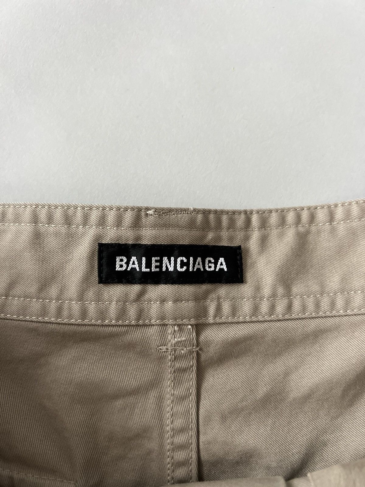 Balenciaga Balenciaga Cargo Shorts Size US 30 / EU 46 - 7 Thumbnail