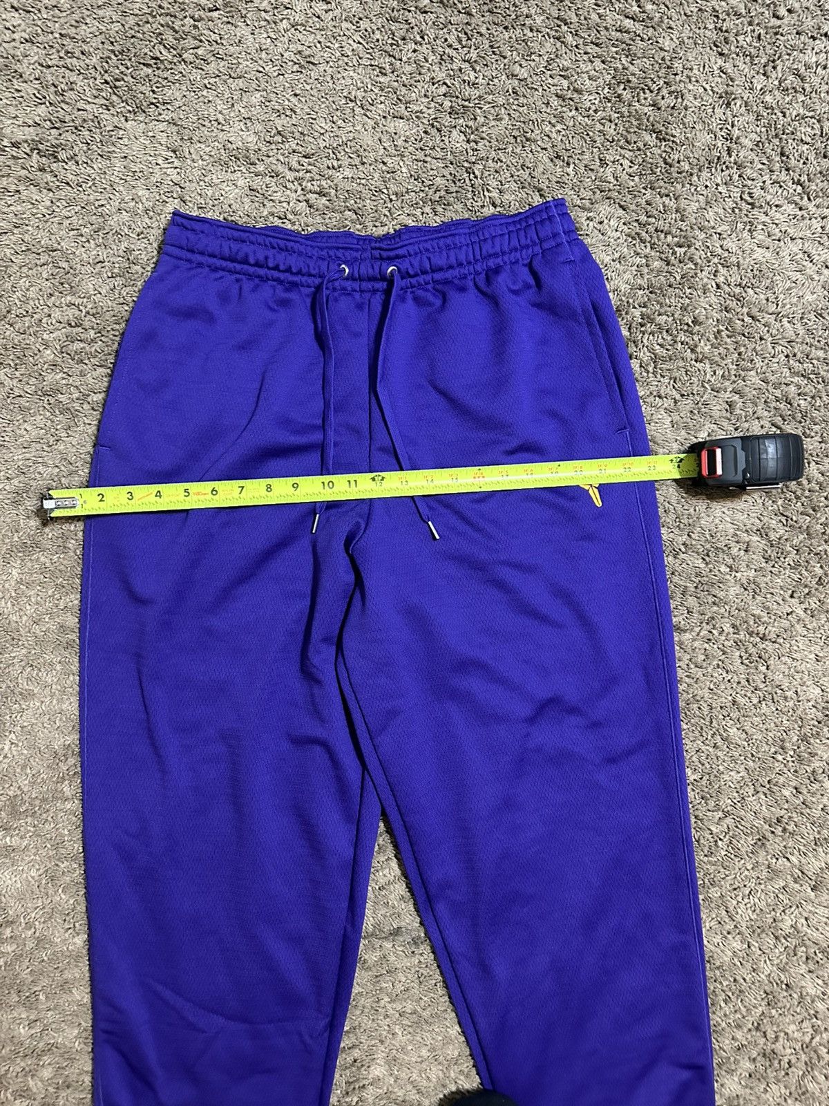 Nike Vintage Nike Kobe Bryant threma-fit pants size medium Size US 34 / EU 50 - 4 Thumbnail