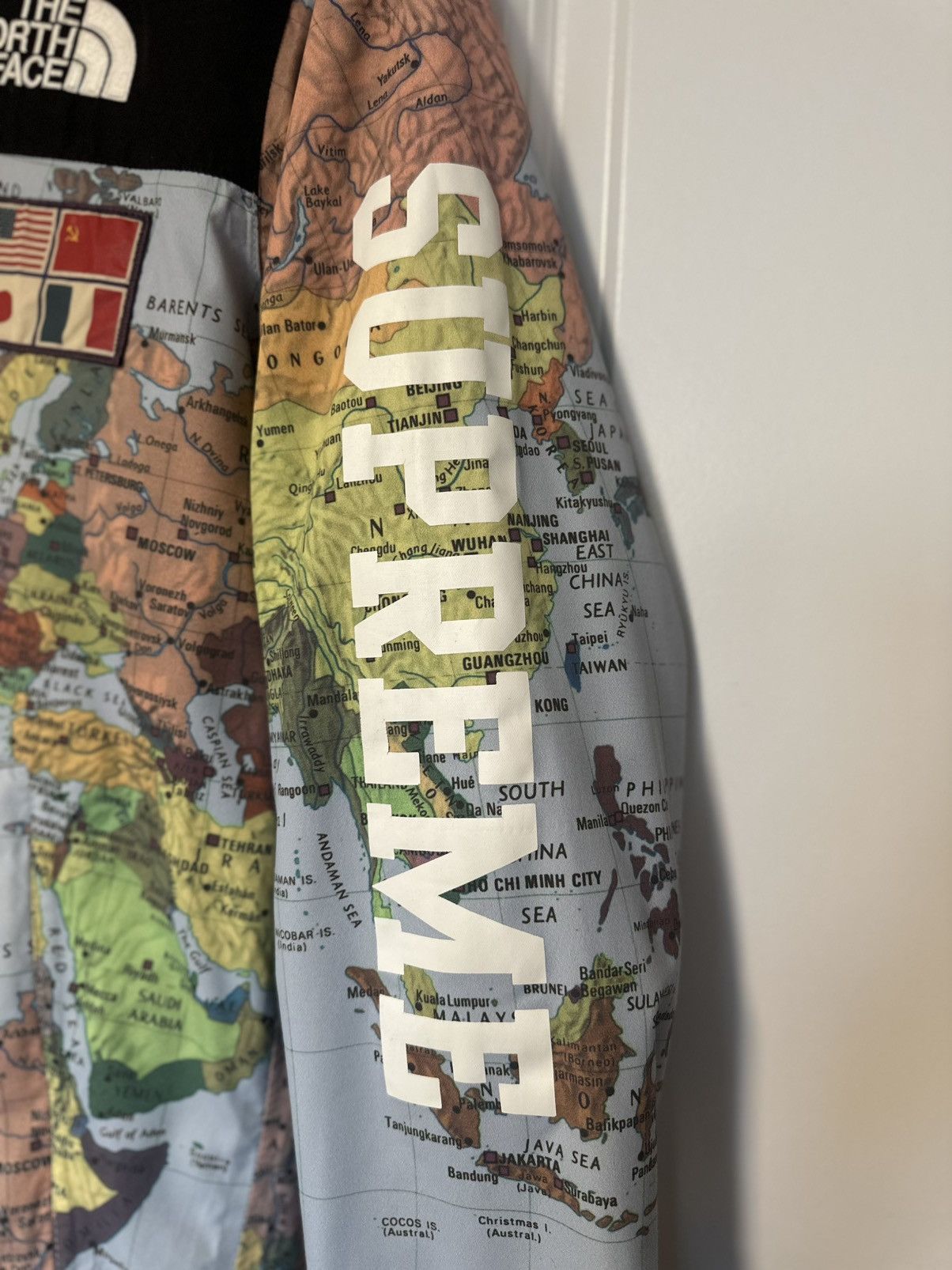 Supreme × The North Face Supreme x The North Face Atlas Jacket Size US S / EU 44-46 / 1 - 4 Thumbnail