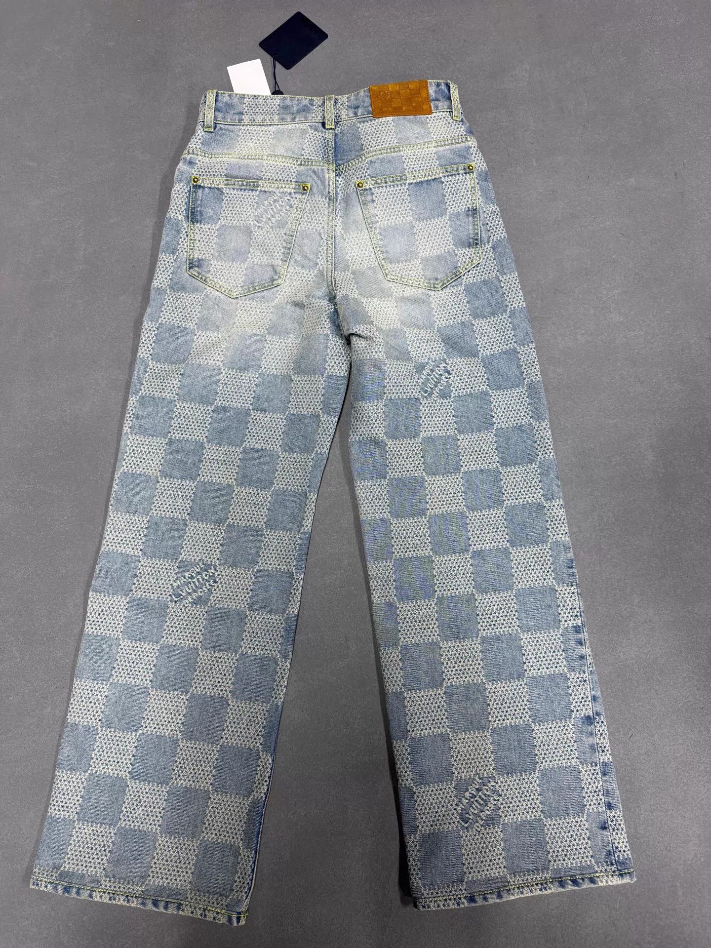 Louis Vuitton LV x Pharrell SS25 White Blue Damier Denim Pants 26 Size 26" / US 2 / IT 38 - 2 Thumbnail
