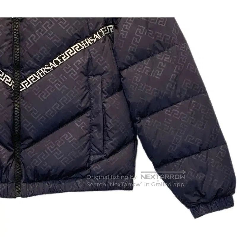 Versace Versace Men's Black Puffer Jacket Medium . Size US M / EU 48-50 / 2 - 4 Thumbnail