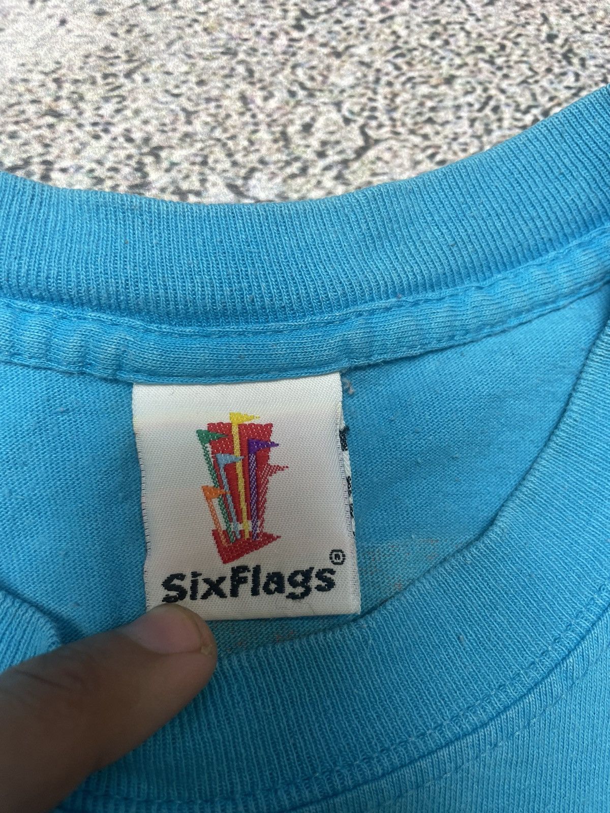 Cartoon Network × Vintage Rare Vintage tshirt Six Flags tshirt Looney Tunes Size US M / EU 48-50 / 2 - 4 Thumbnail