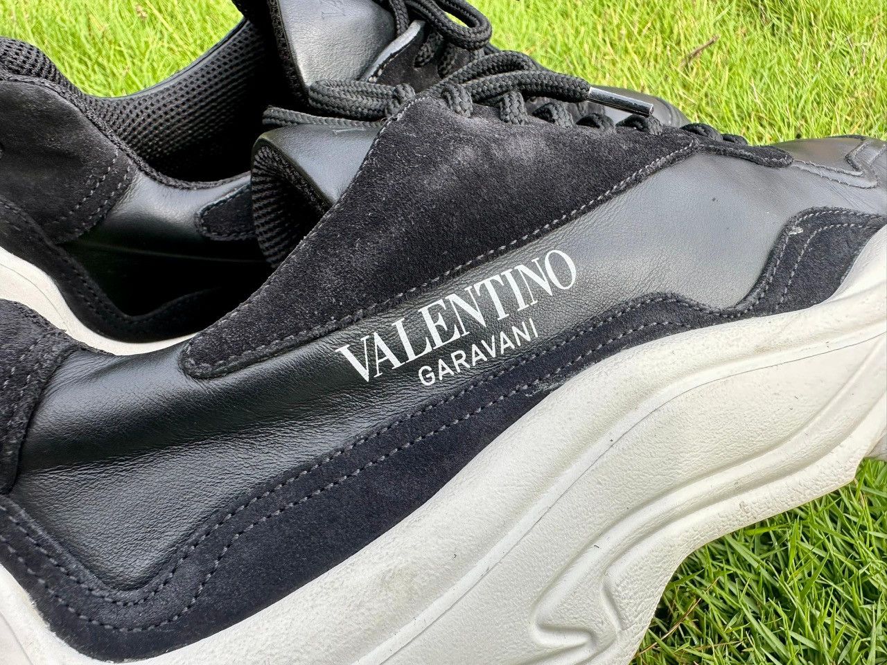 Valentino Authentic Valentino Garavani Gumboy Calfskin Sneakers Size US 8.5 / EU 41-42 - 9 Thumbnail