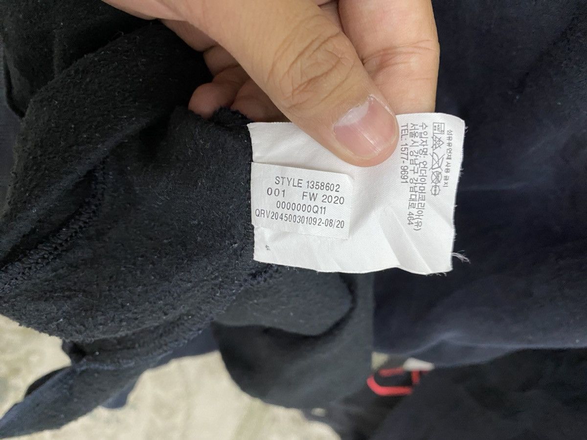 Japanese Brand × Under Armour Rare Under Armour Center Logo Size US XL / EU 56 / 4 - 10 Thumbnail
