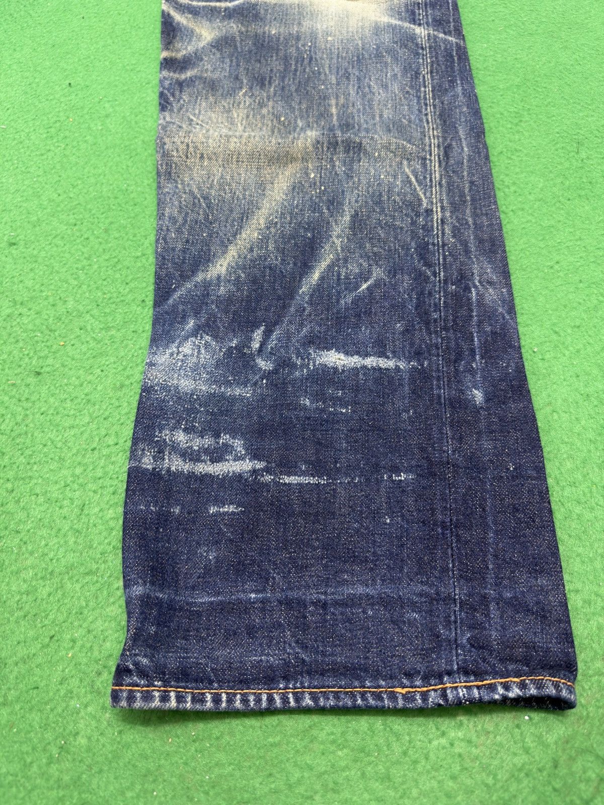 Evisu A29 Thrashed Evisu No 1 Special Distressed Mud Wash Size US 33 - 21 Thumbnail