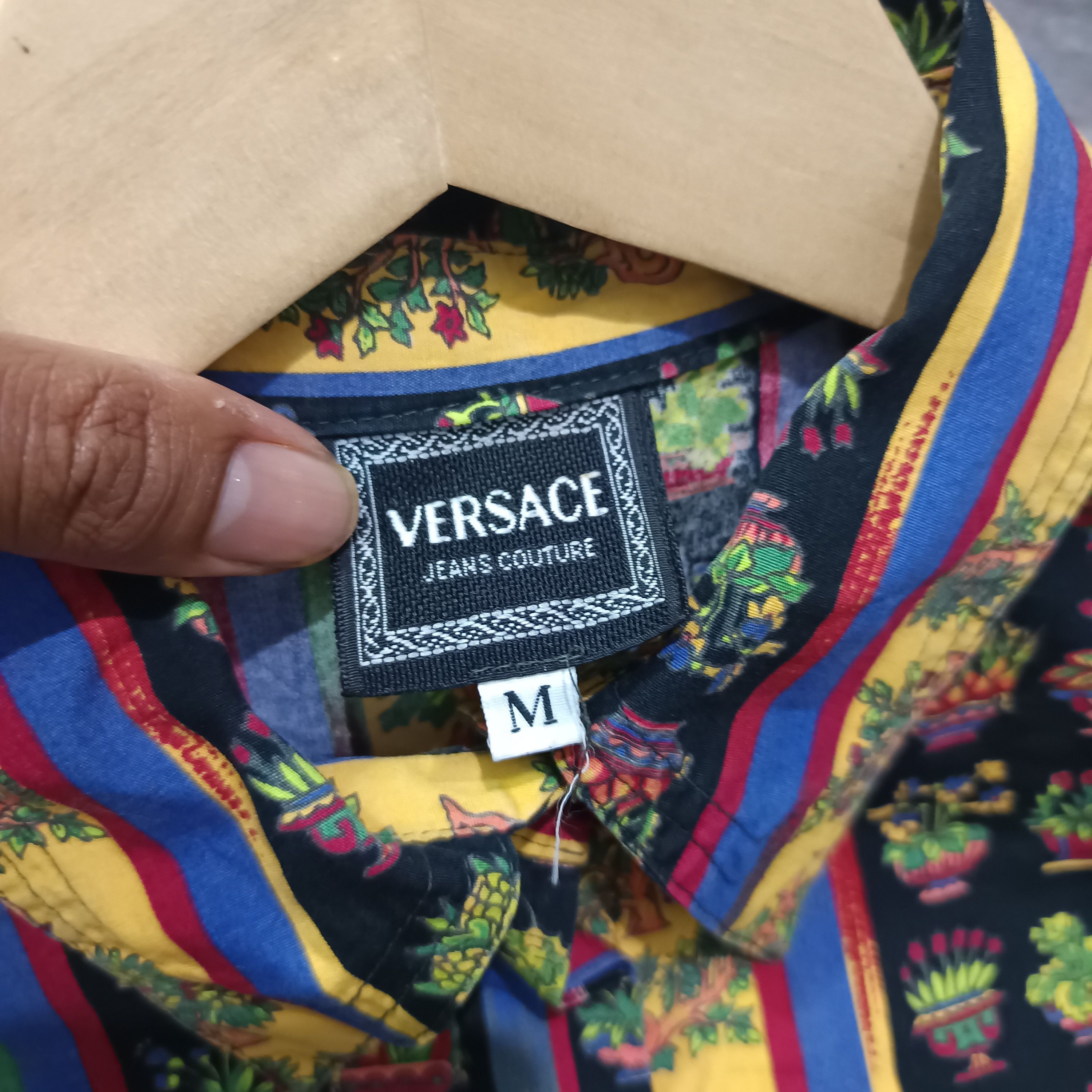 Versace Jeans Couture Vintage Versace Jeans Full Print Cotton Shirt Size US M / EU 48-50 / 2 - 5 Thumbnail