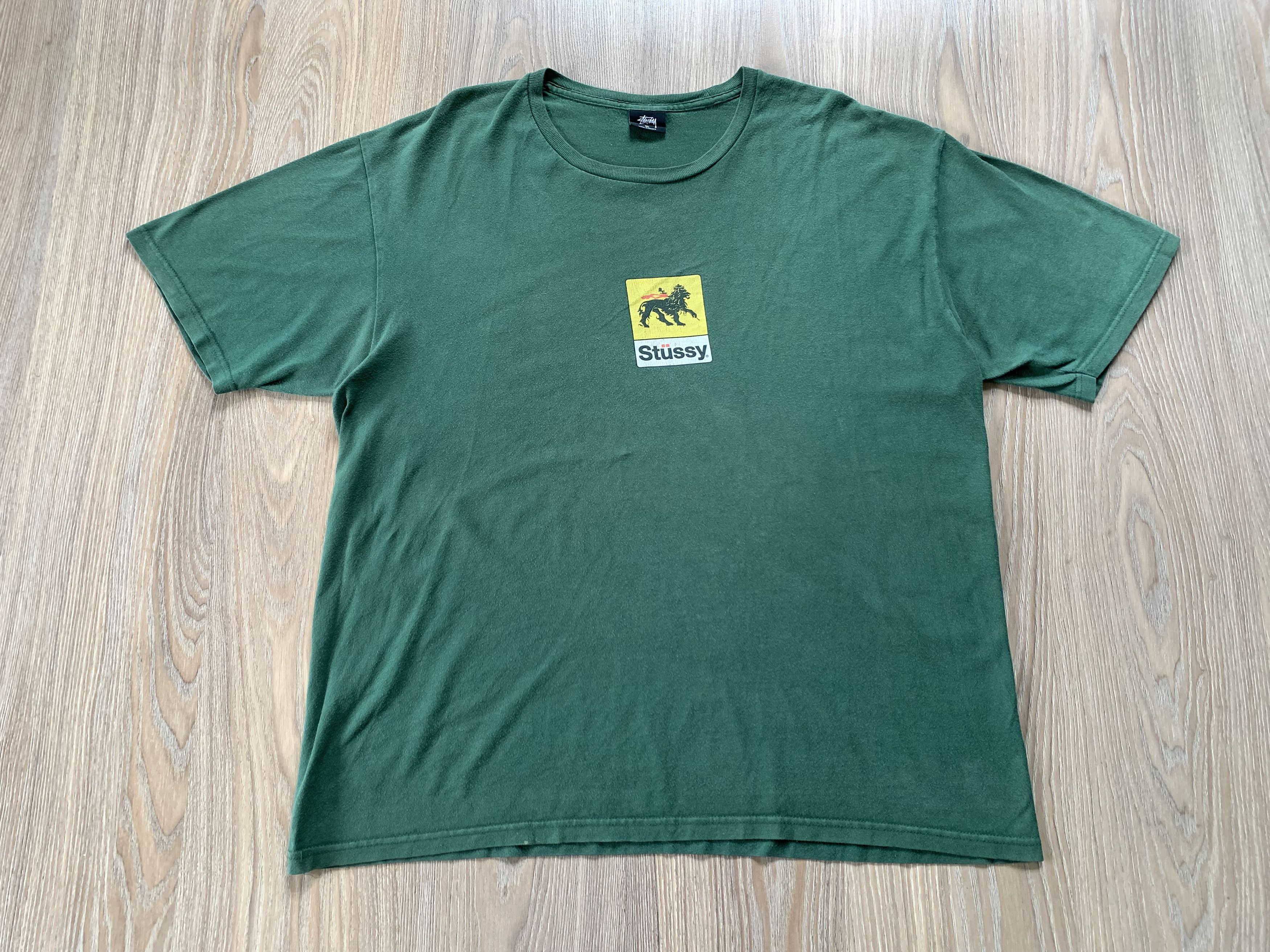 Stussy × Vintage Vintage Stussy Lion Center Logo Cotton T-Shirt Size US XL / EU 56 / 4 - 2 Thumbnail