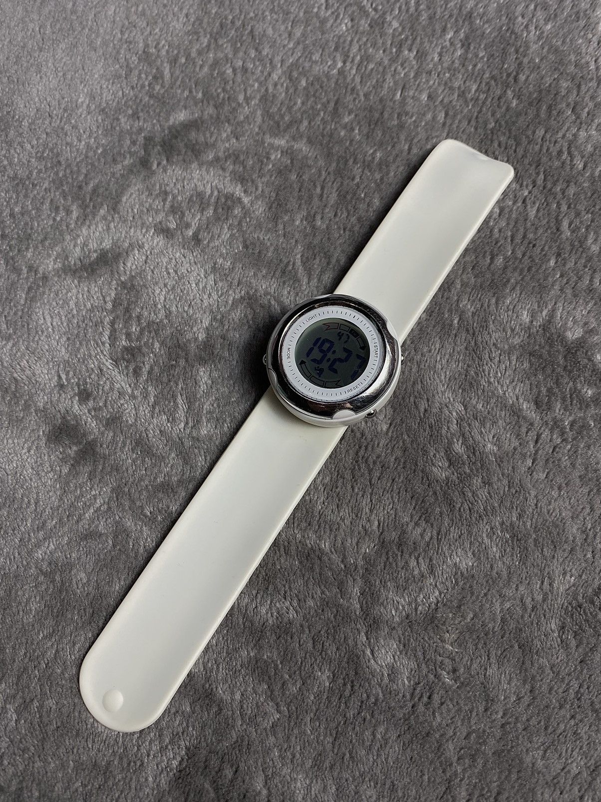 Jewelry Futuristic Vintage Japanese Style Watch | Work 100% Size ONE SIZE - 2 Thumbnail